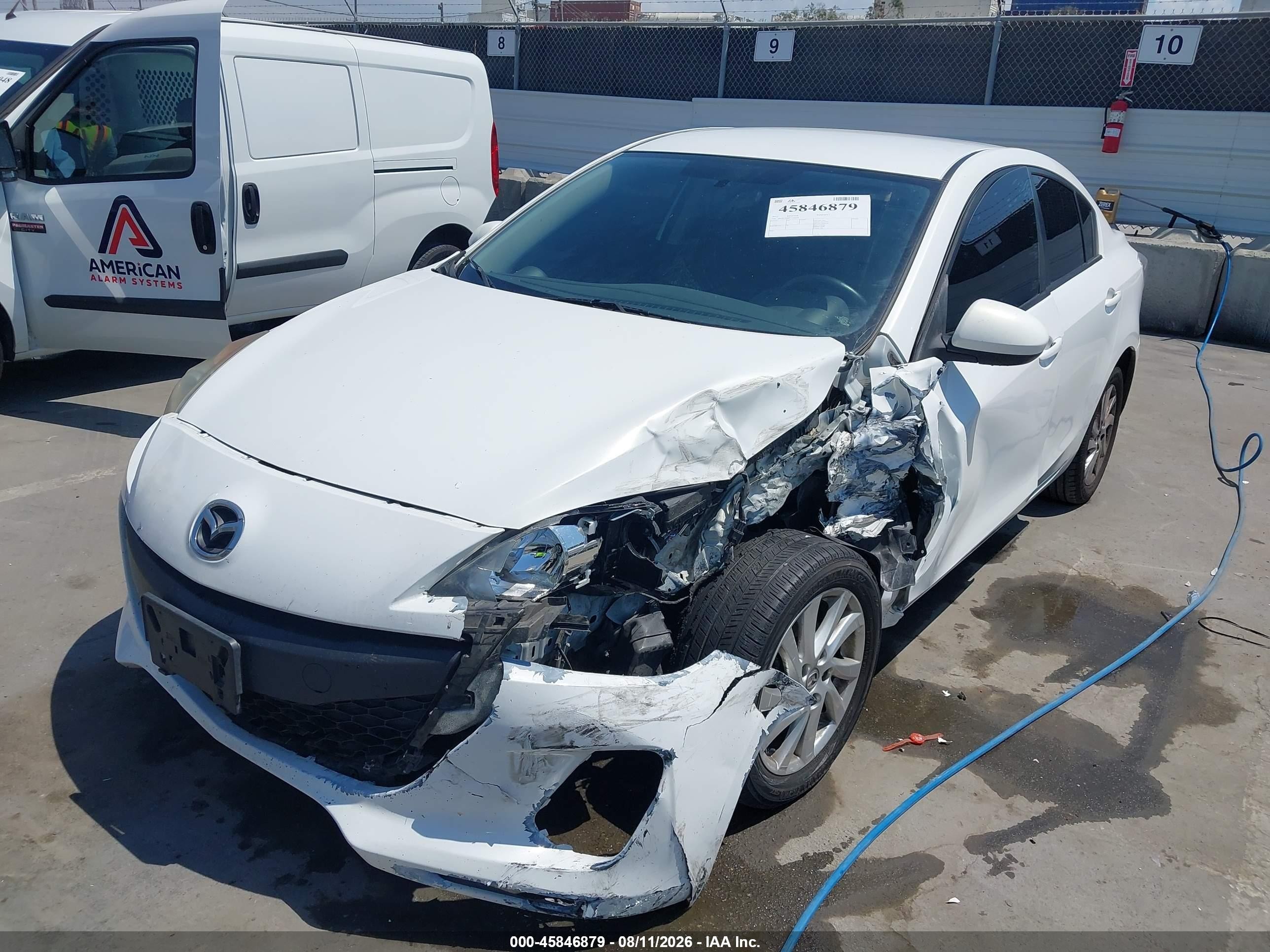 2012 Mazda Mazda3 I Touring White vin: JM1BL1V89C1644244