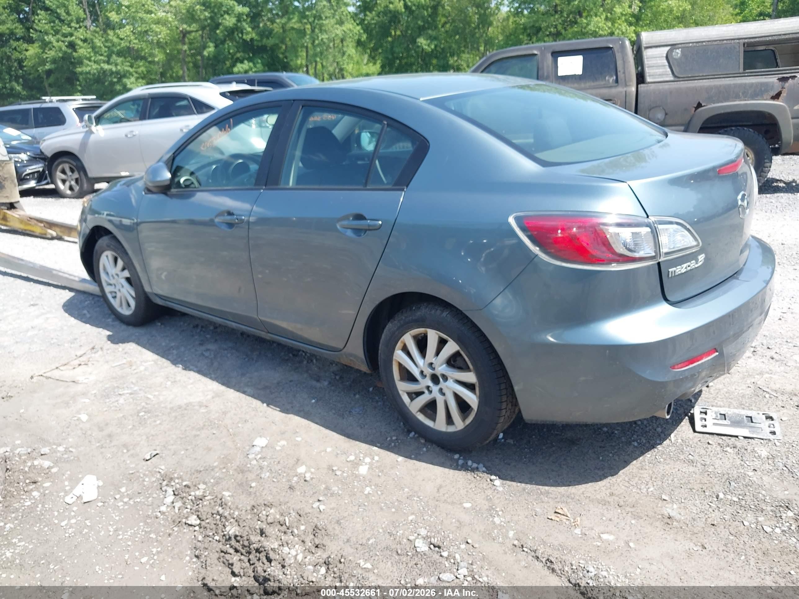 2012 Mazda Mazda3 I Touring Синий vin: JM1BL1V89C1681973