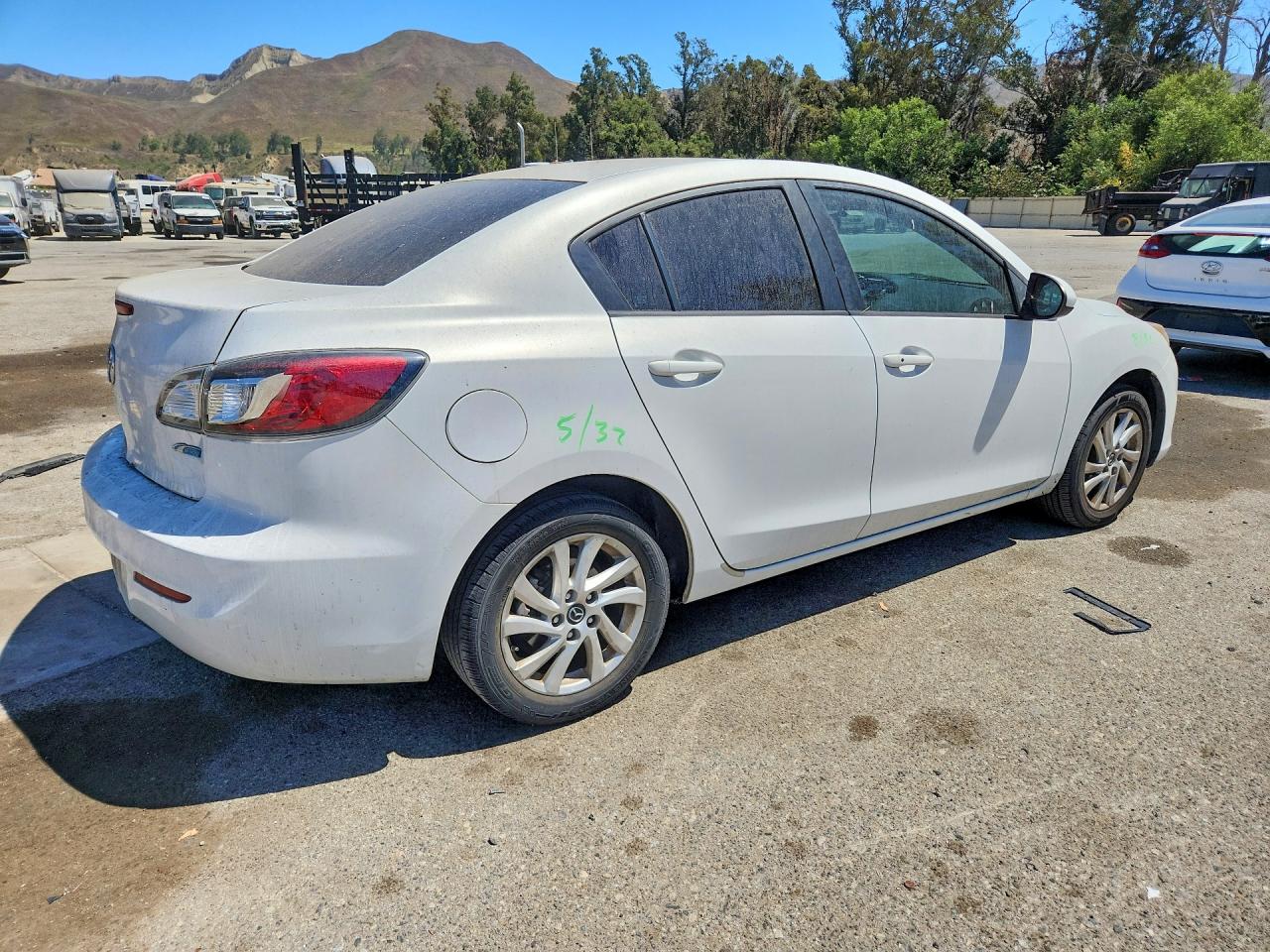 2013 Mazda 3 I White vin: JM1BL1V89D1709076