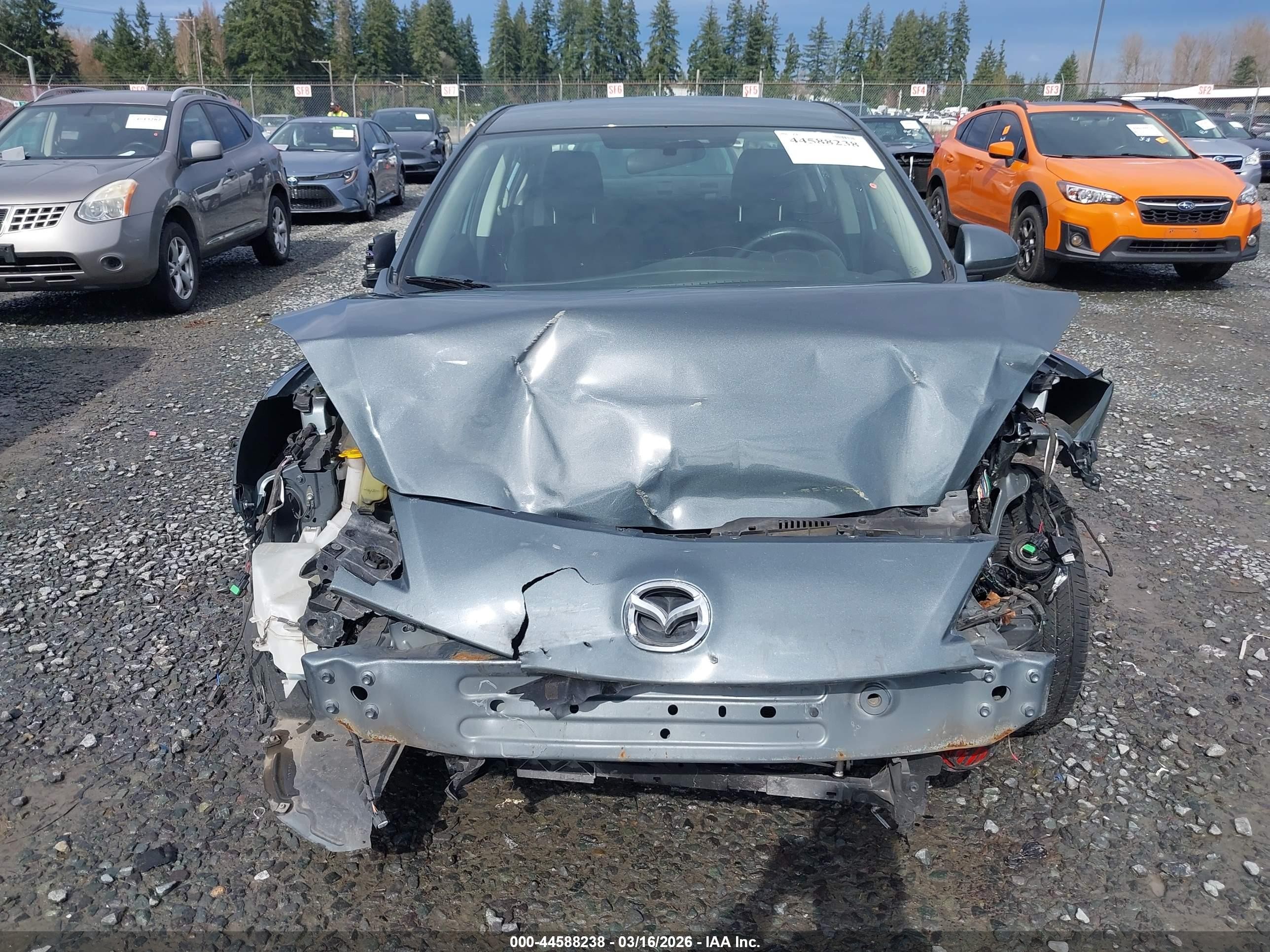 2013 Mazda Mazda3 I Touring Blue vin: JM1BL1V89D1710051