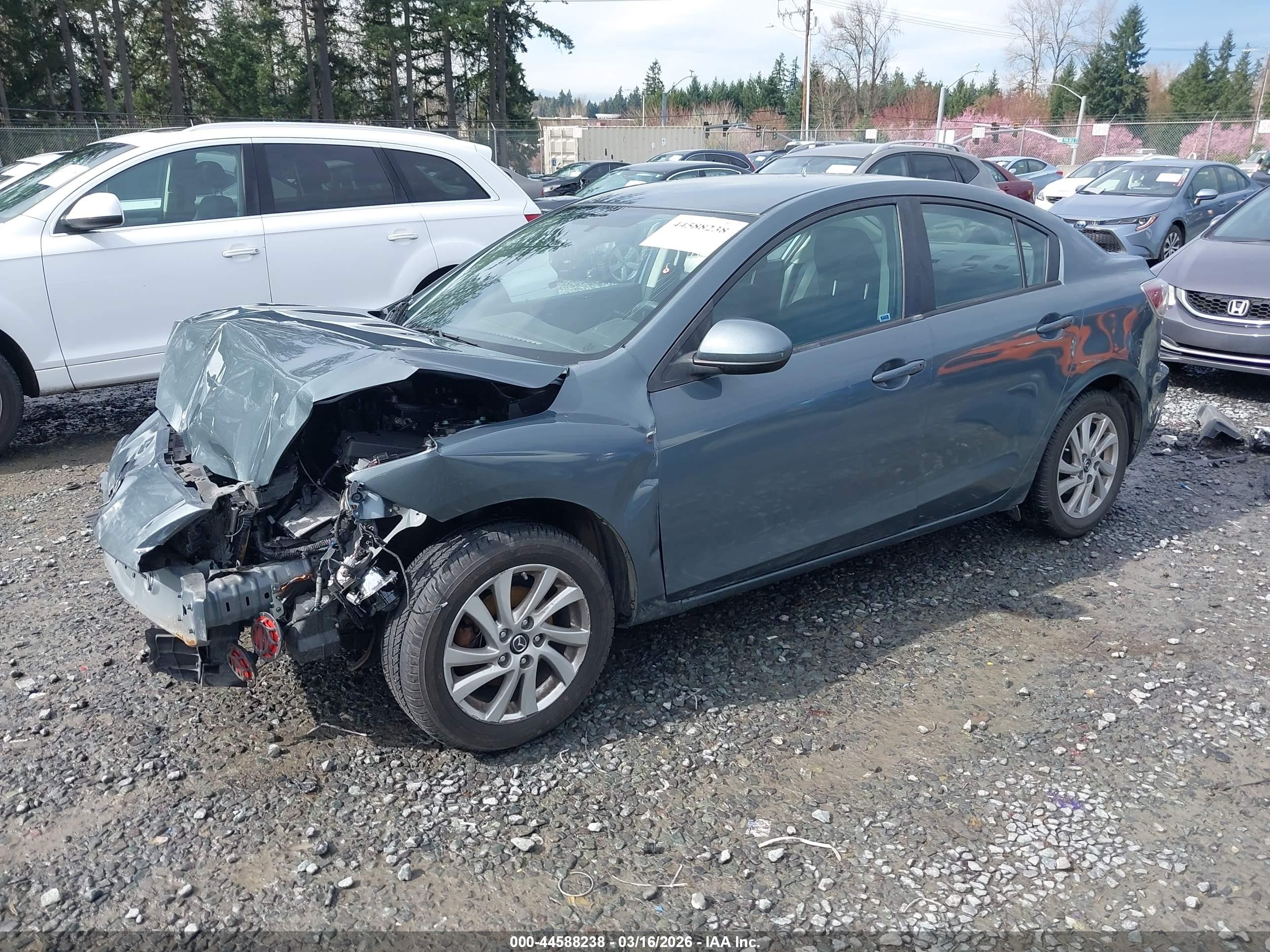 2013 Mazda Mazda3 I Touring Blue vin: JM1BL1V89D1710051