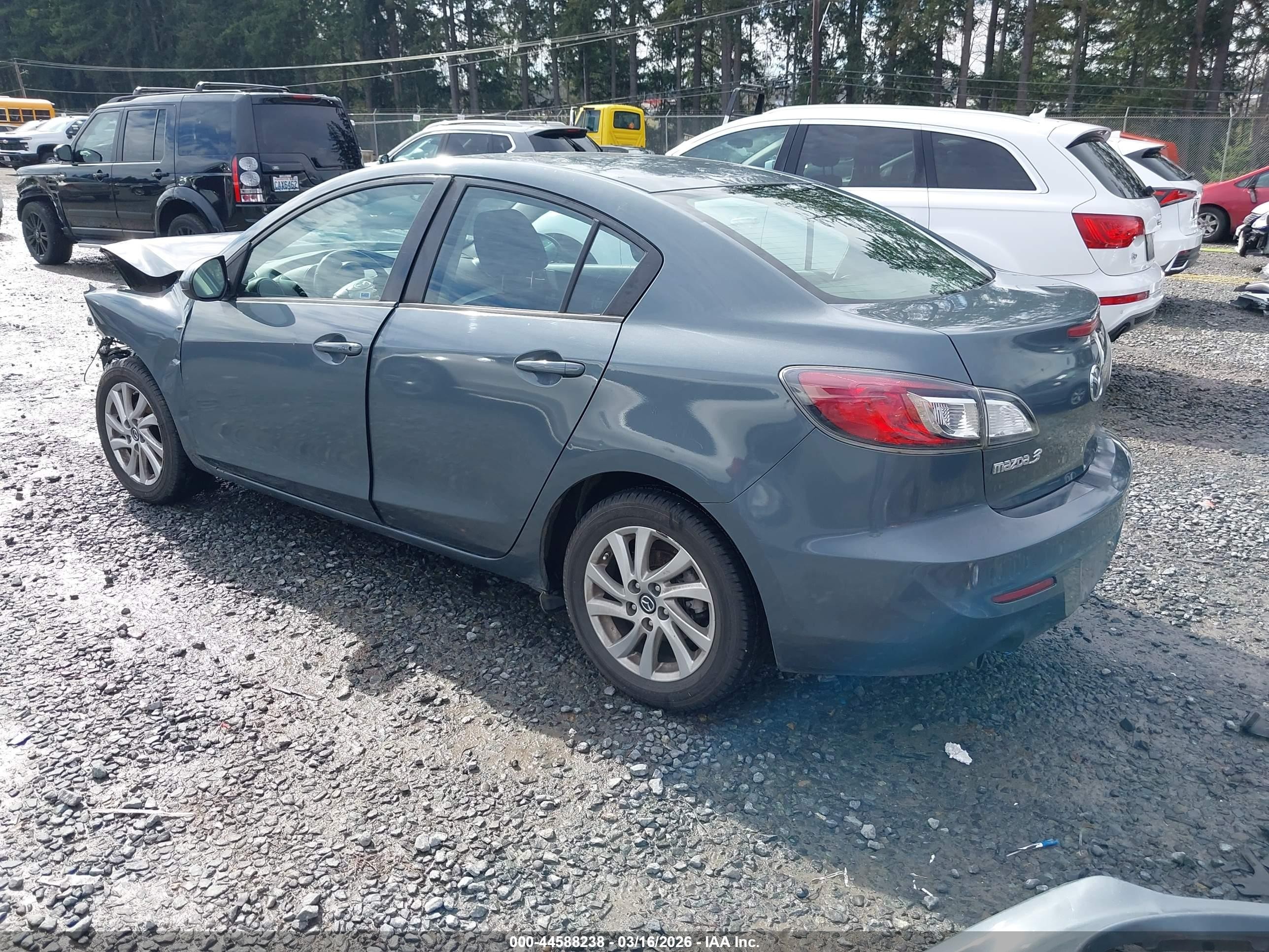 2013 Mazda Mazda3 I Touring Blue vin: JM1BL1V89D1710051