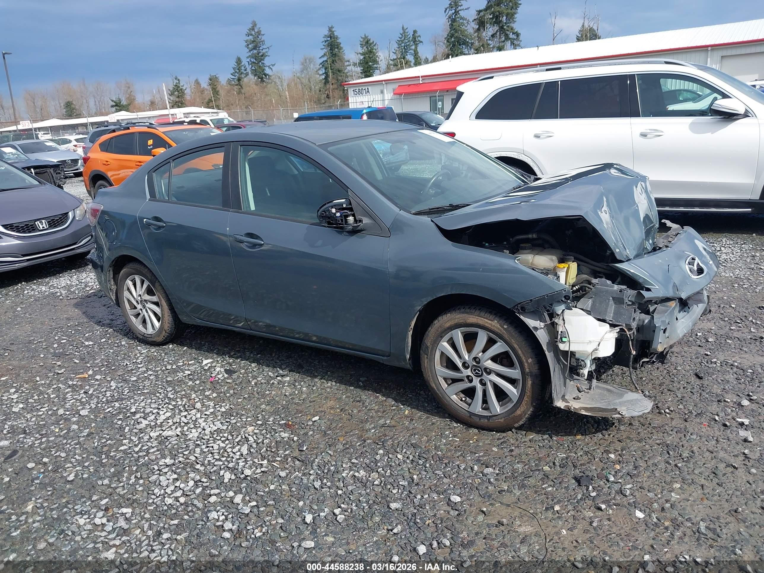 2013 Mazda Mazda3 I Touring Blue vin: JM1BL1V89D1710051