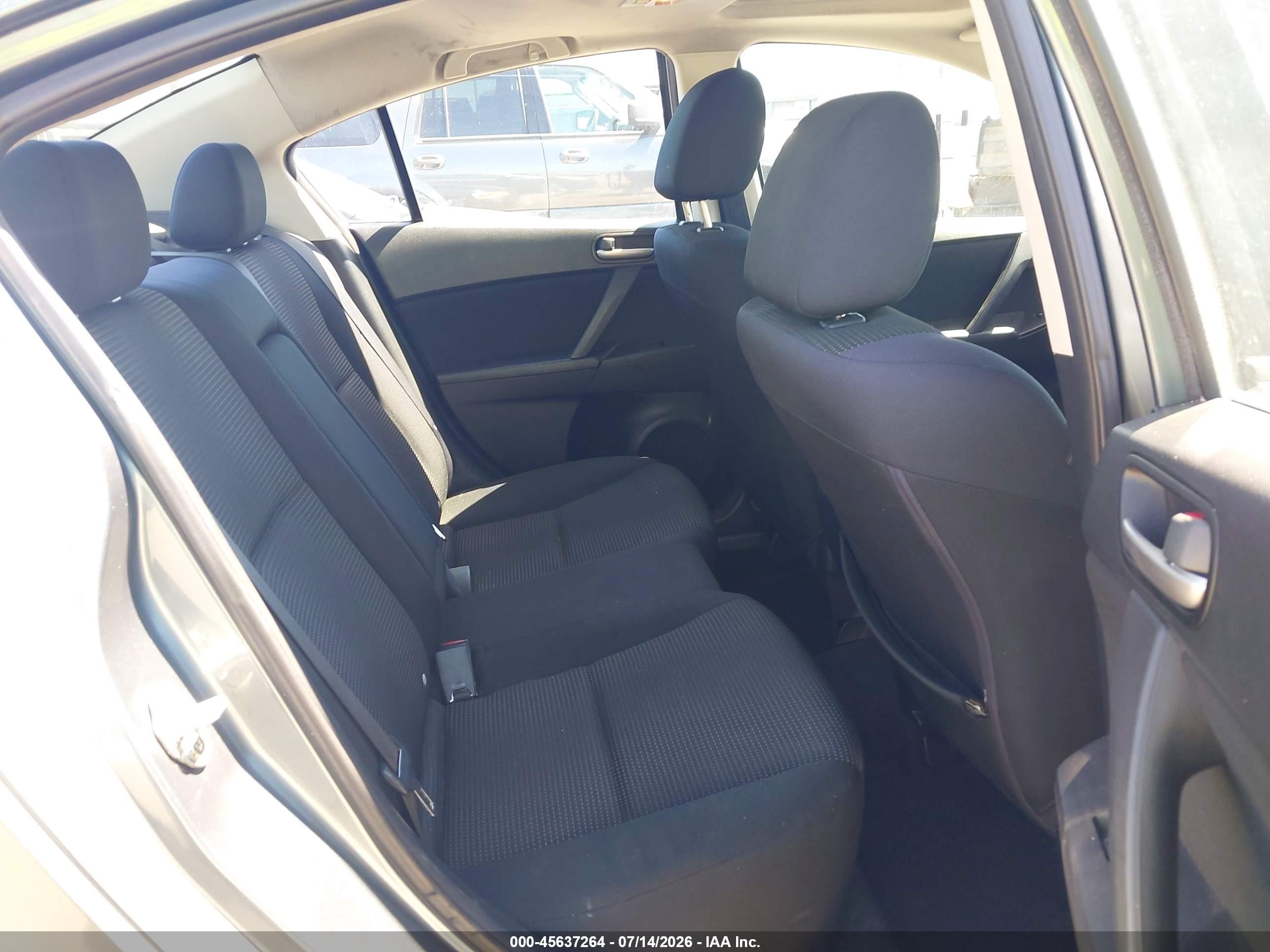2012 Mazda Mazda3 I Touring Gray vin: JM1BL1V8XC1546484