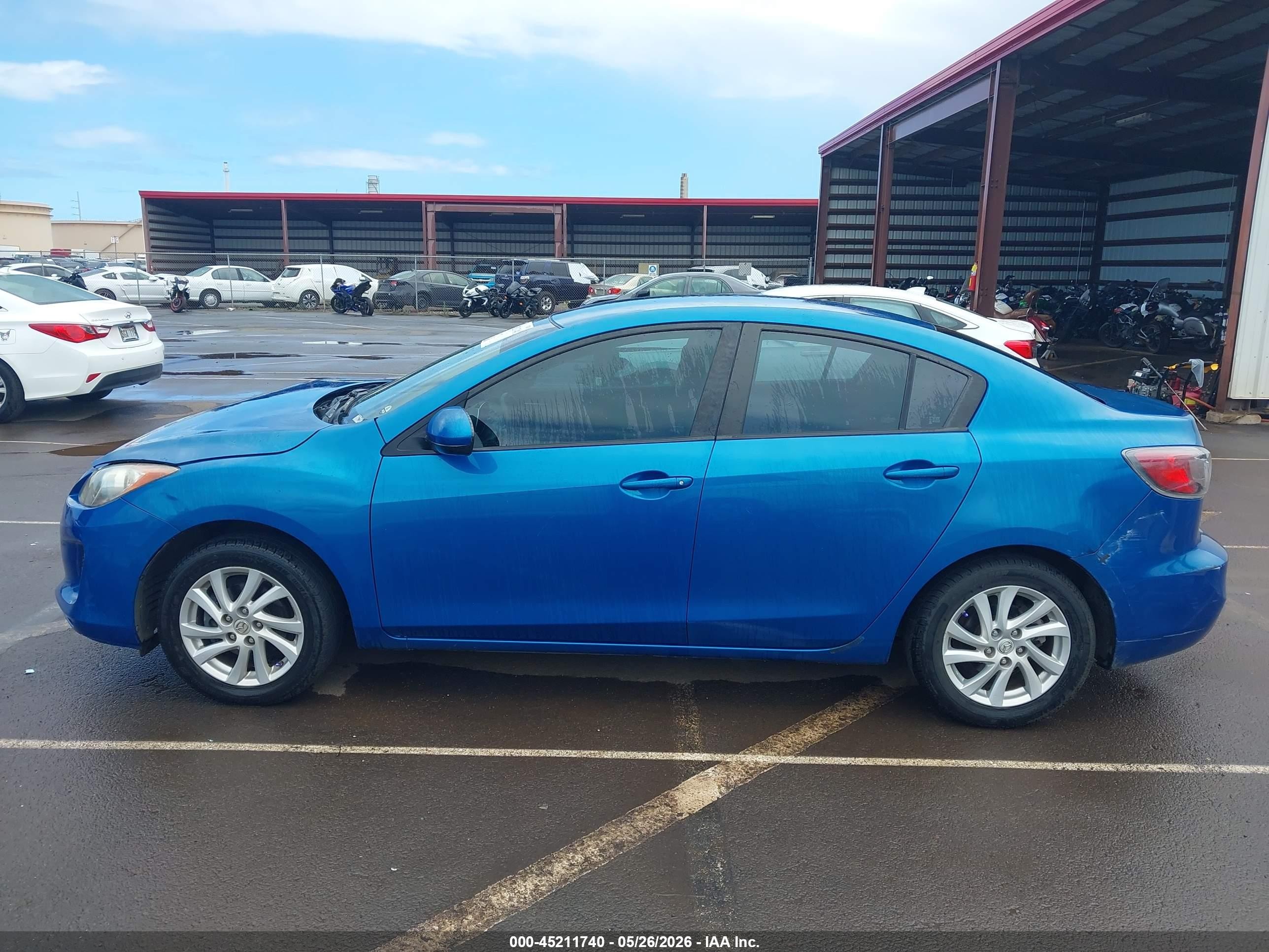 2012 Mazda Mazda3 I Touring Blue vin: JM1BL1V8XC1608787