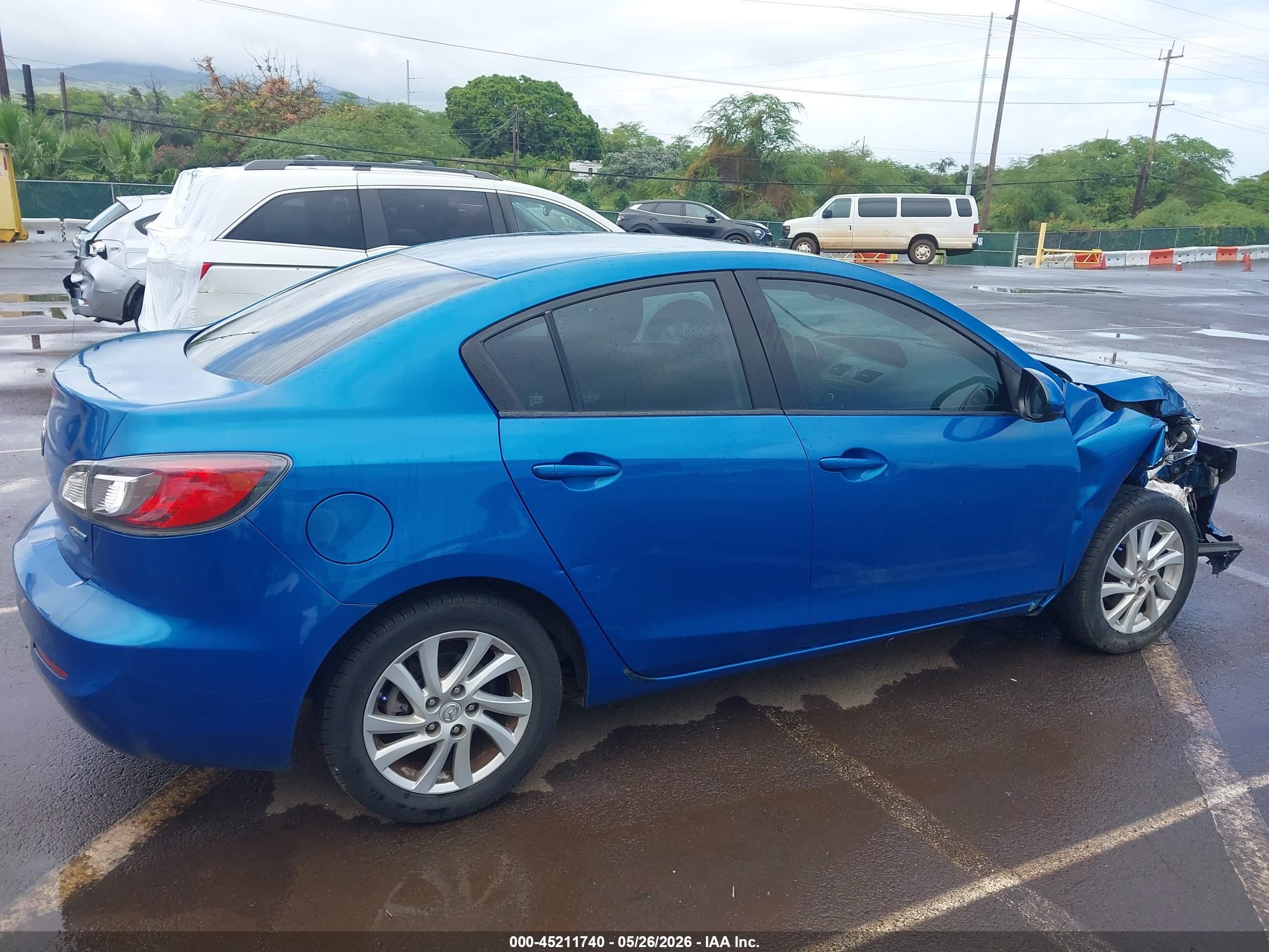 2012 Mazda Mazda3 I Touring Blue vin: JM1BL1V8XC1608787