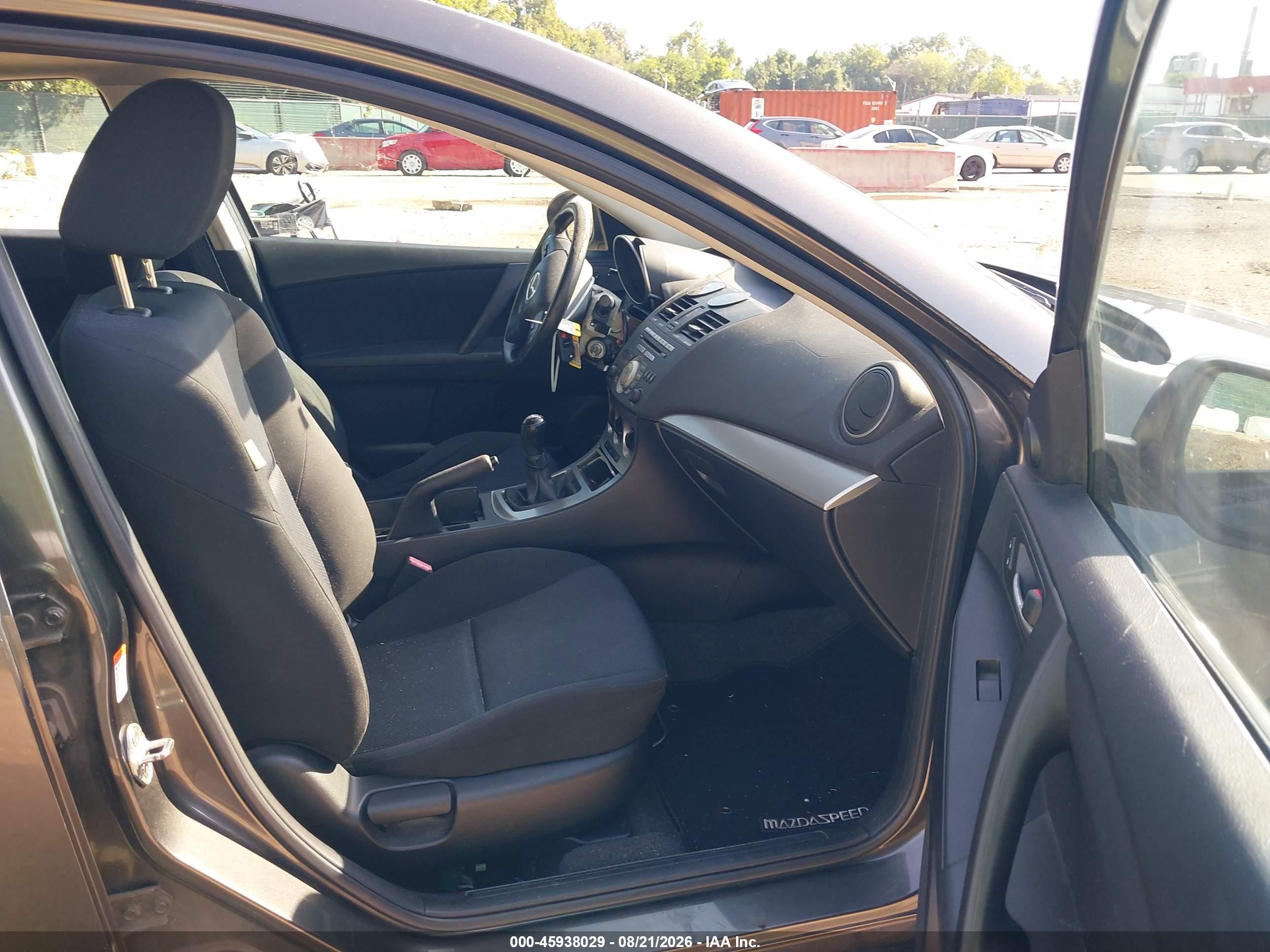 2011 Mazda Mazda3 I Touring Gray vin: JM1BL1VF0B1359655