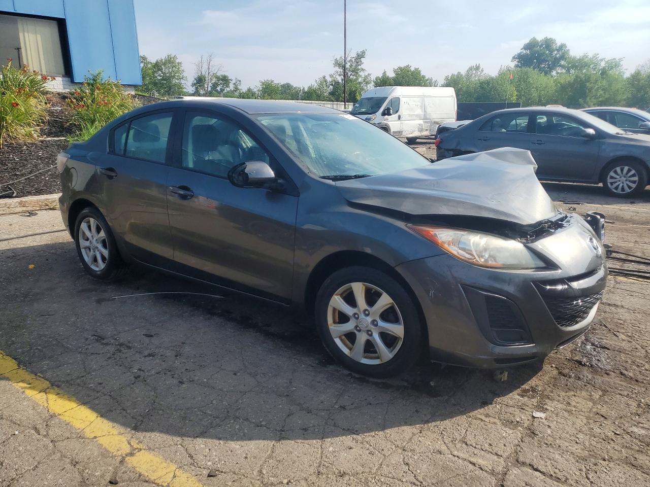 2011 Mazda 3 I Gray vin: JM1BL1VF0B1427937