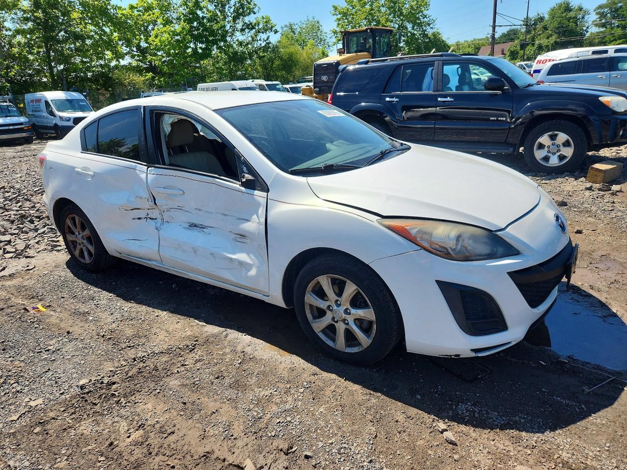 2011 Mazda 3 I Белый vin: JM1BL1VF0B1452448