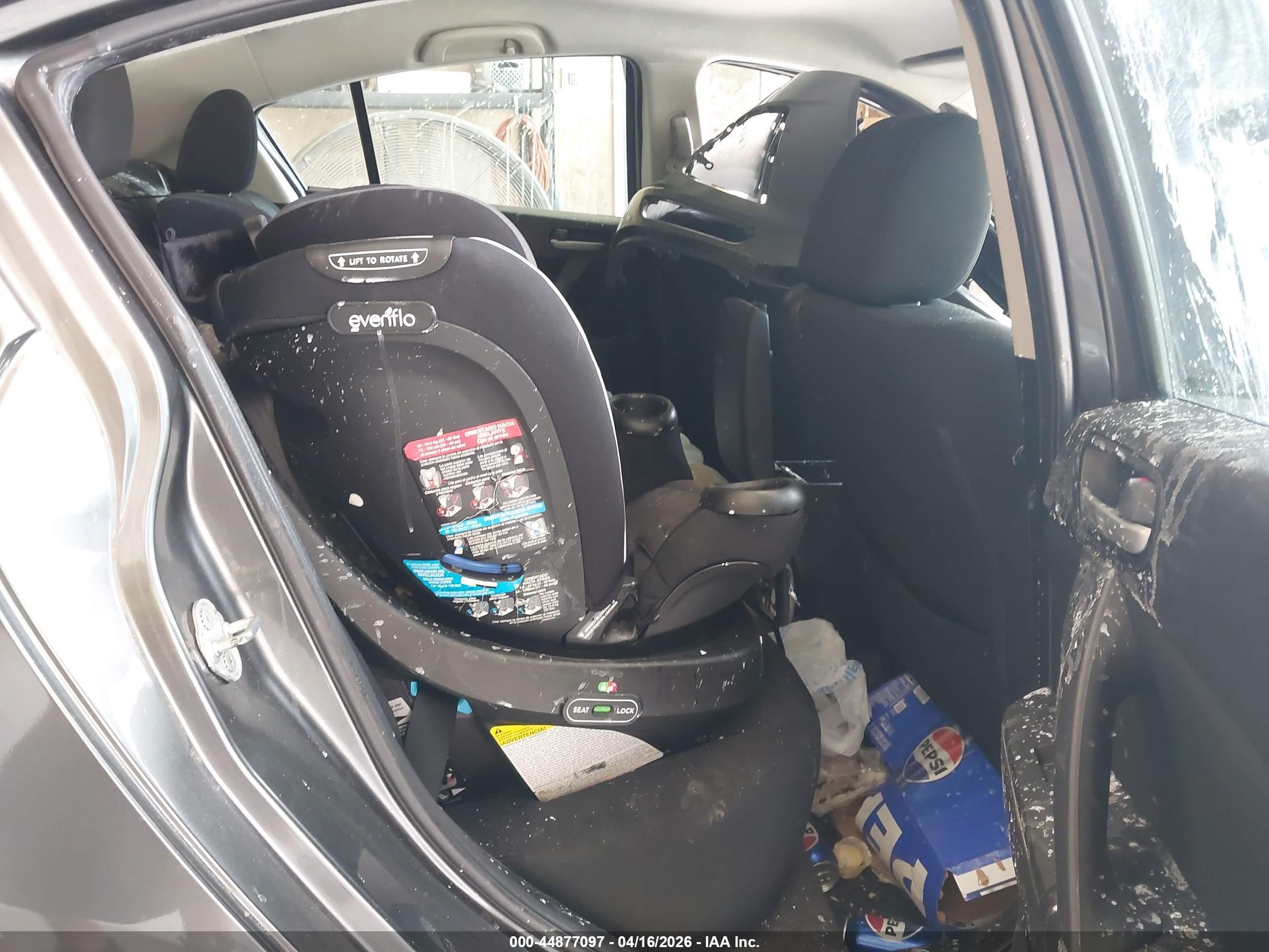 2011 Mazda Mazda3 I Touring Серый vin: JM1BL1VF0B1490309