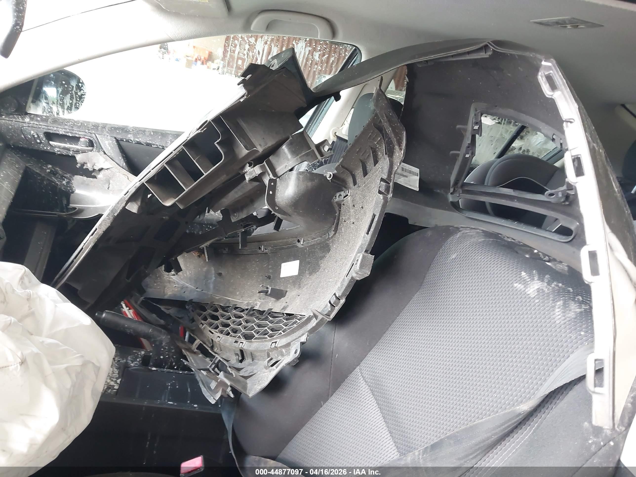 2011 Mazda Mazda3 I Touring Серый vin: JM1BL1VF0B1490309