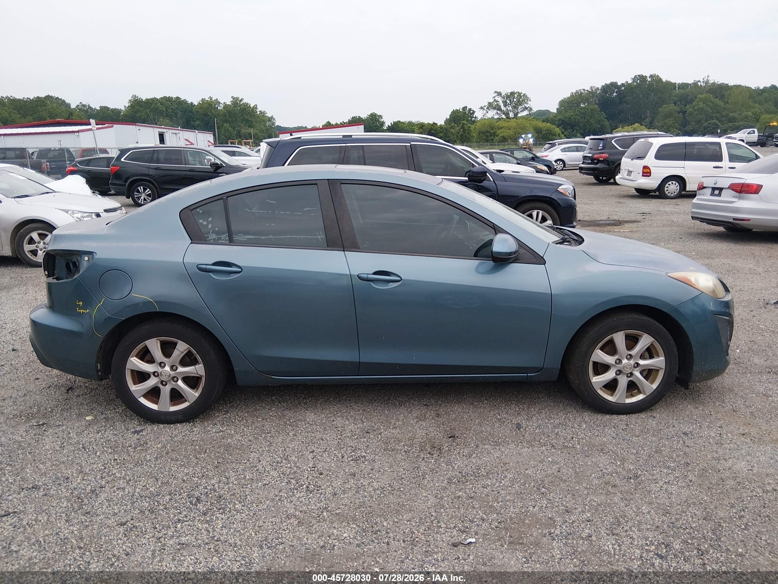 2011 Mazda Mazda3 I Touring Blue vin: JM1BL1VF0B1498667