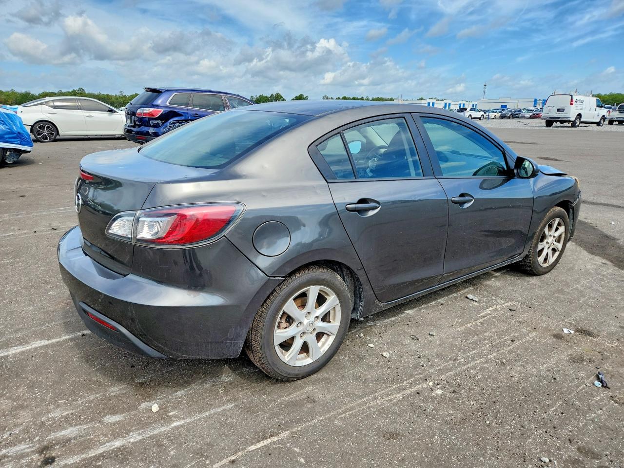 2011 Mazda 3 I Gray vin: JM1BL1VF1B1411732