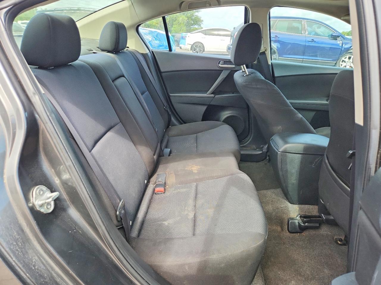 2011 Mazda 3 I Gray vin: JM1BL1VF1B1411732