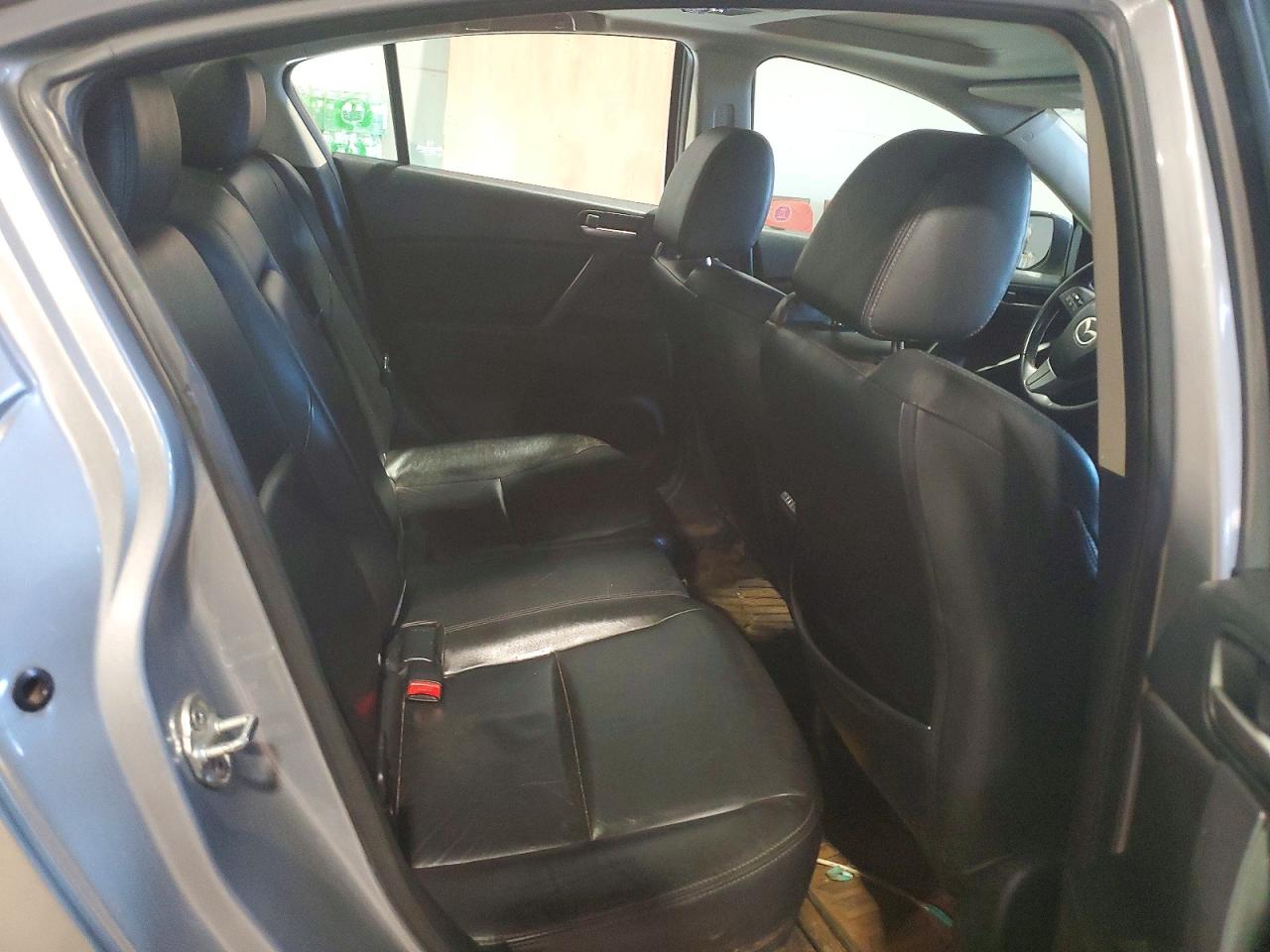 2011 Mazda 3 I Silver vin: JM1BL1VF1B1482400