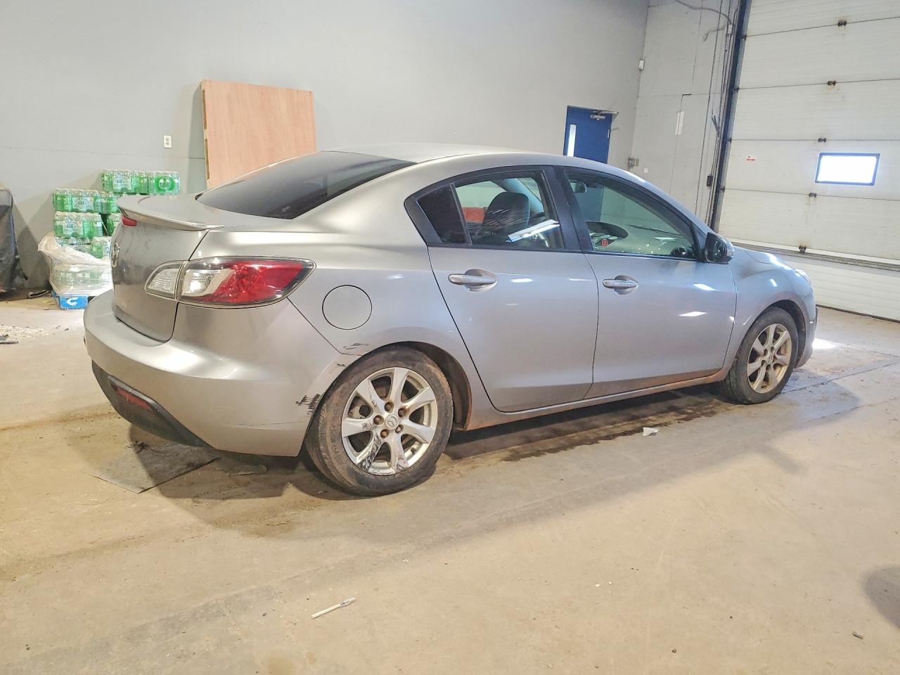 2011 Mazda 3 I Silver vin: JM1BL1VF1B1482400