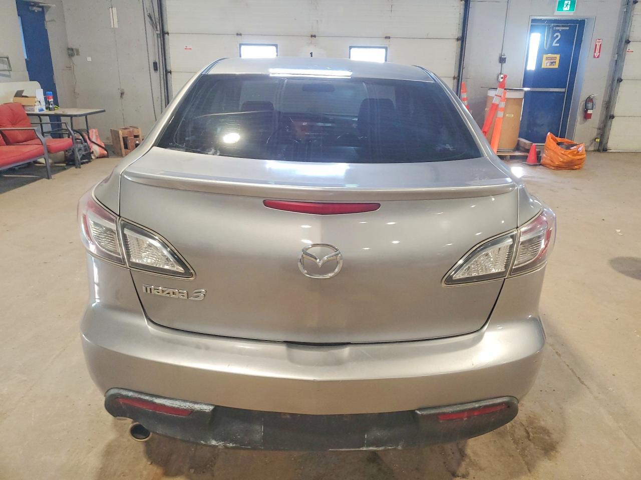 2011 Mazda 3 I Silver vin: JM1BL1VF1B1482400