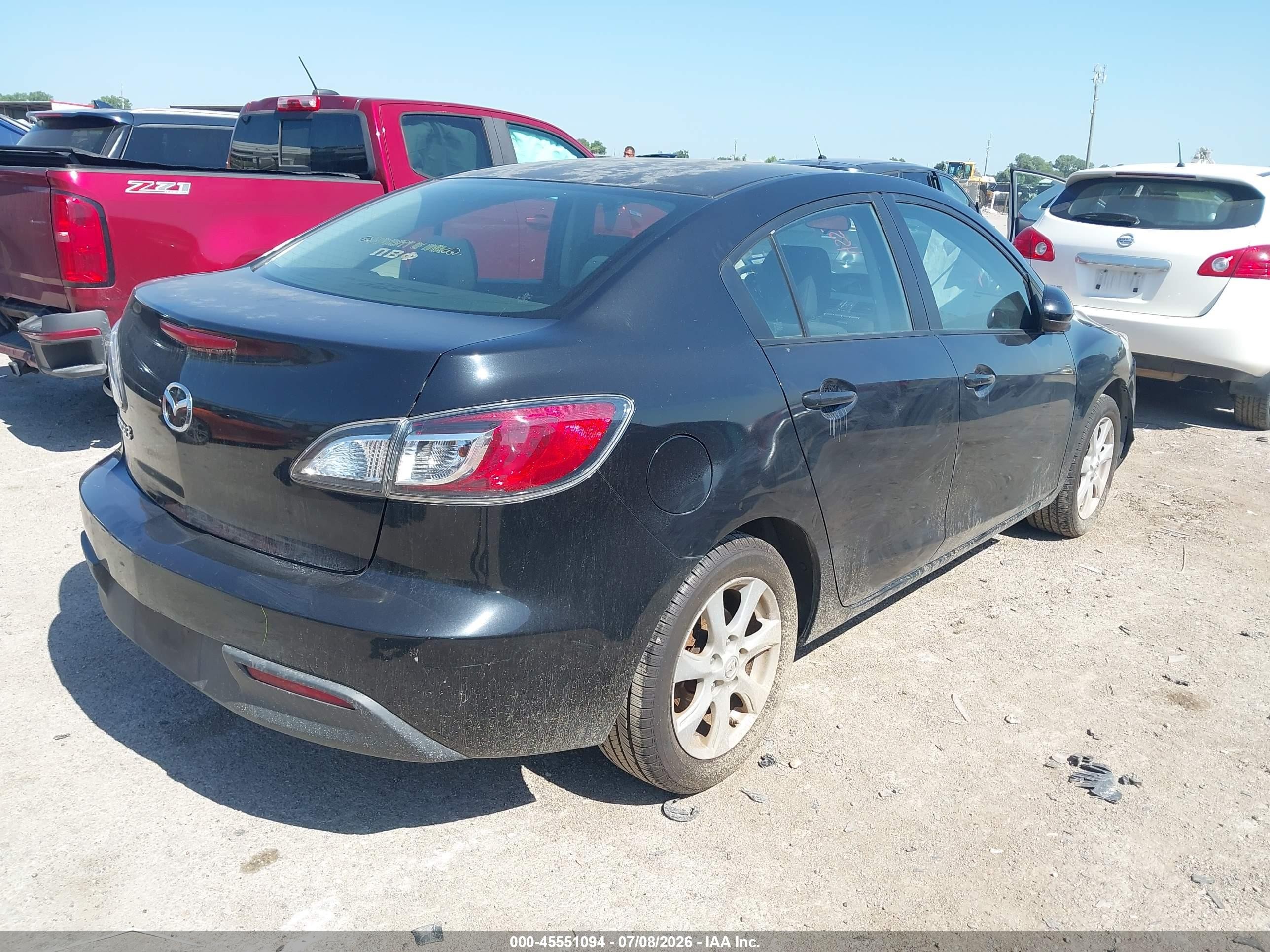 2011 Mazda Mazda3 I Touring Черный vin: JM1BL1VF1B1900521