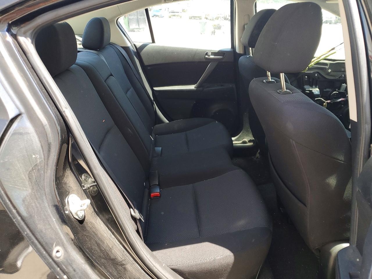 2011 Mazda 3 I Black vin: JM1BL1VF2B1367305