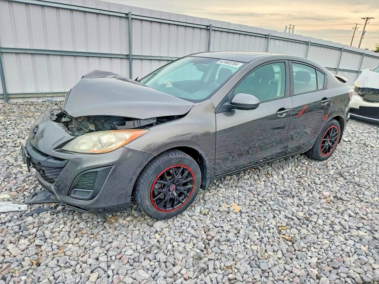 2011 Mazda 3 I Gray vin: JM1BL1VF2B1375680