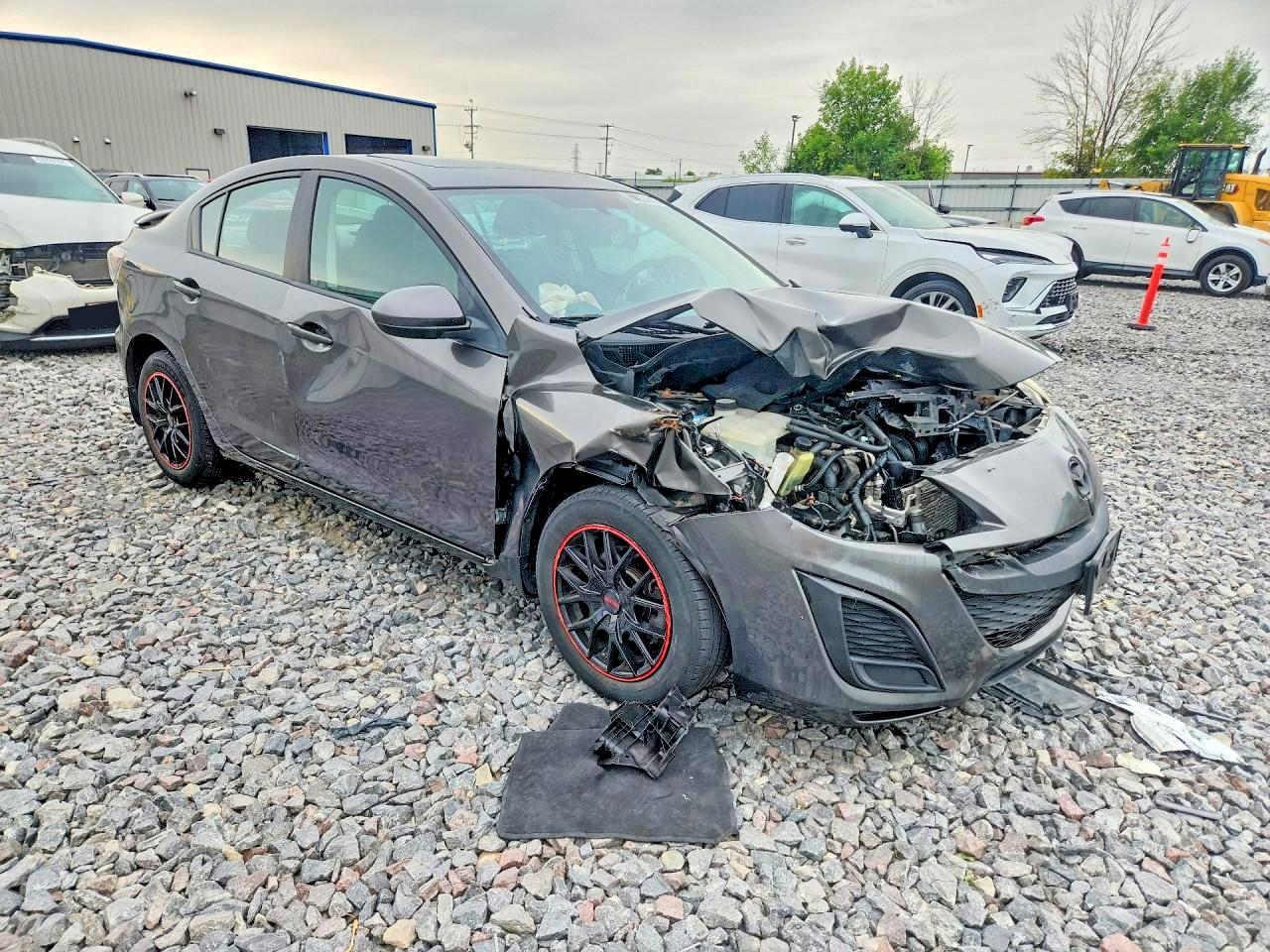 2011 Mazda 3 I Gray vin: JM1BL1VF2B1375680