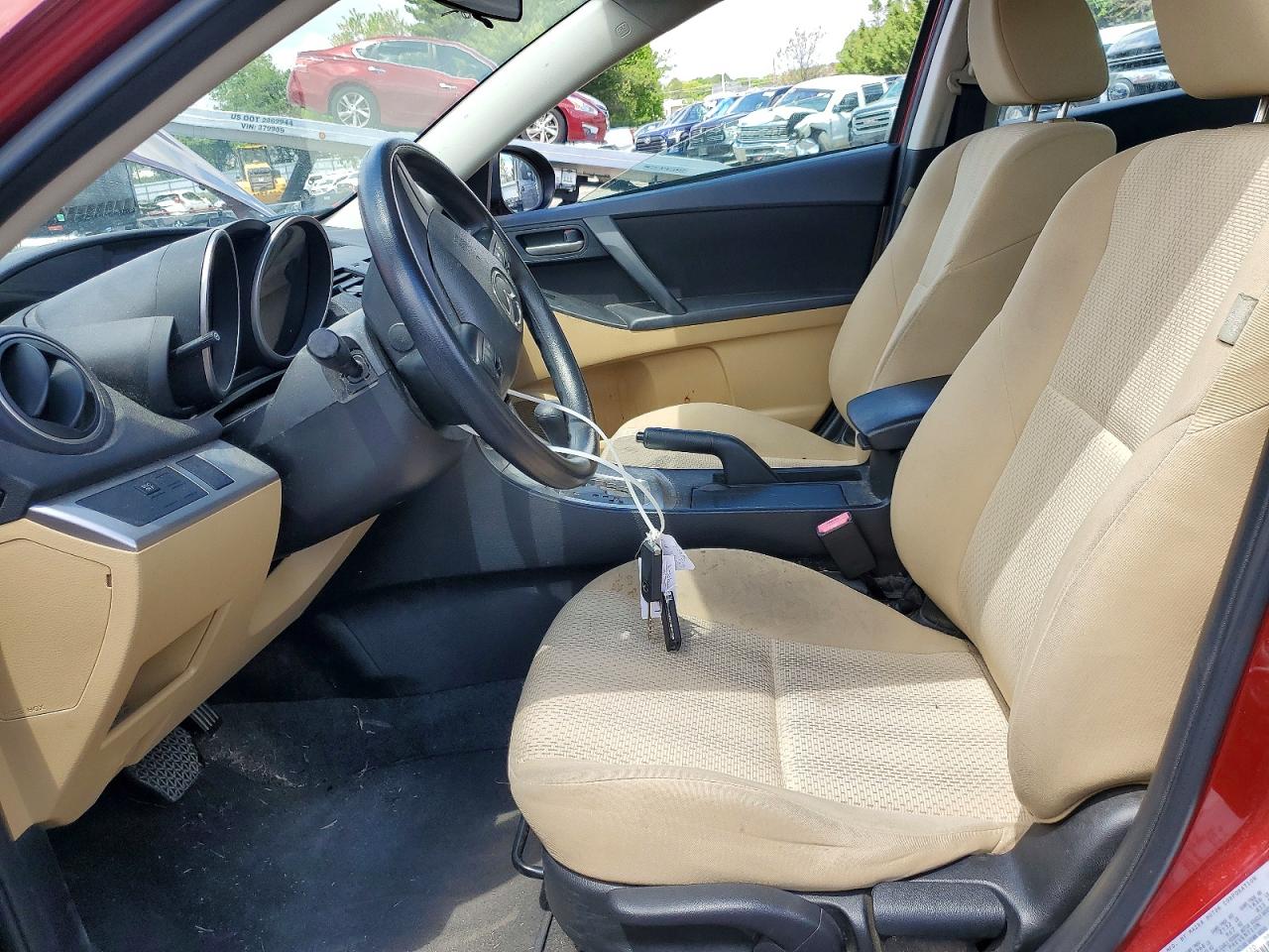 2011 Mazda 3 I Red vin: JM1BL1VF2B1402120