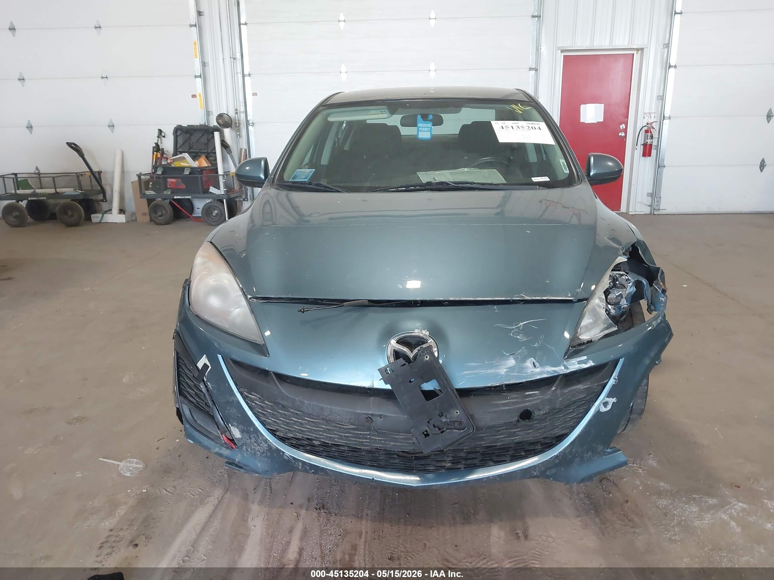 2011 Mazda Mazda3 I Touring Blue vin: JM1BL1VF3B1479689