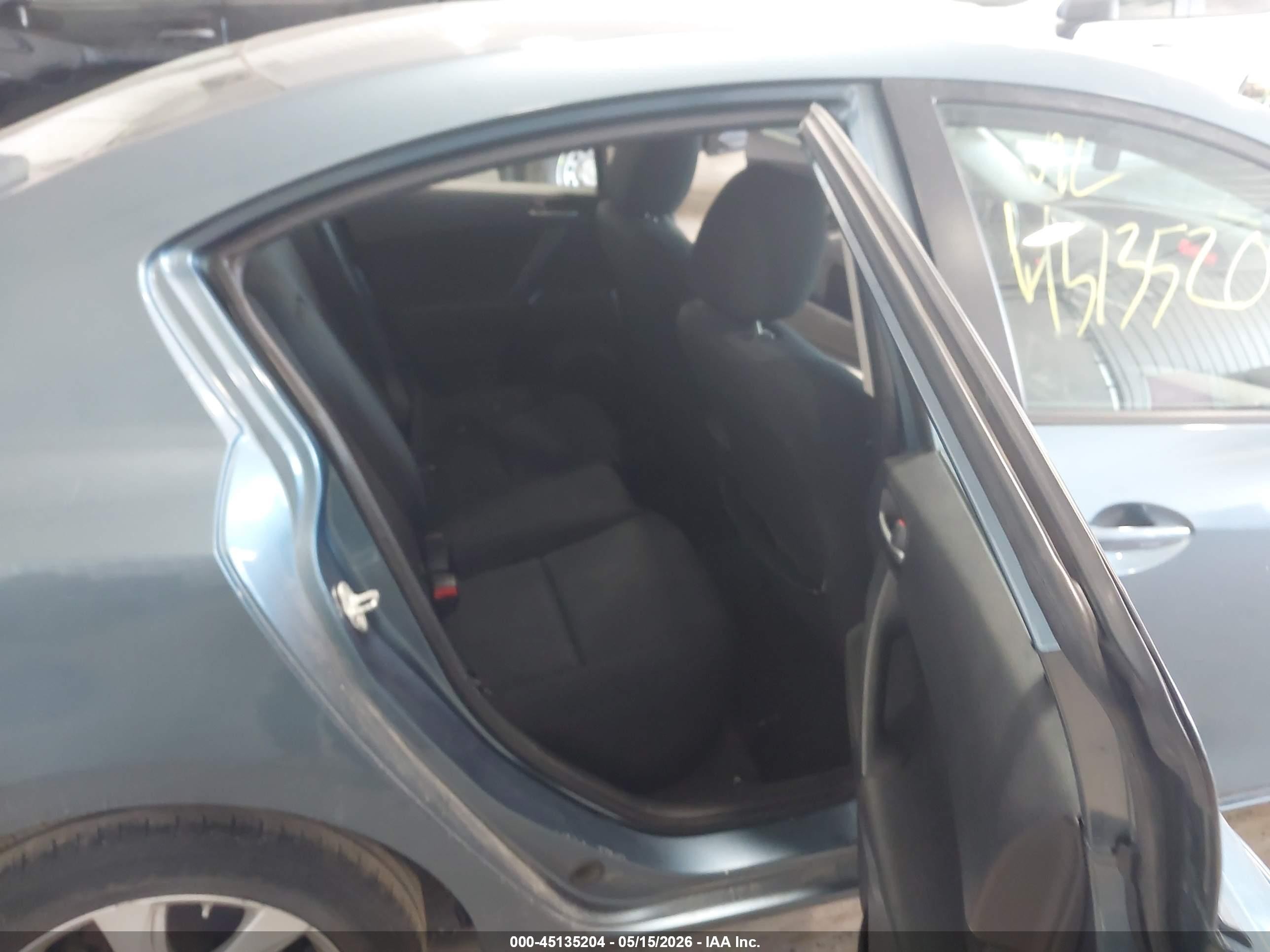 2011 Mazda Mazda3 I Touring Blue vin: JM1BL1VF3B1479689