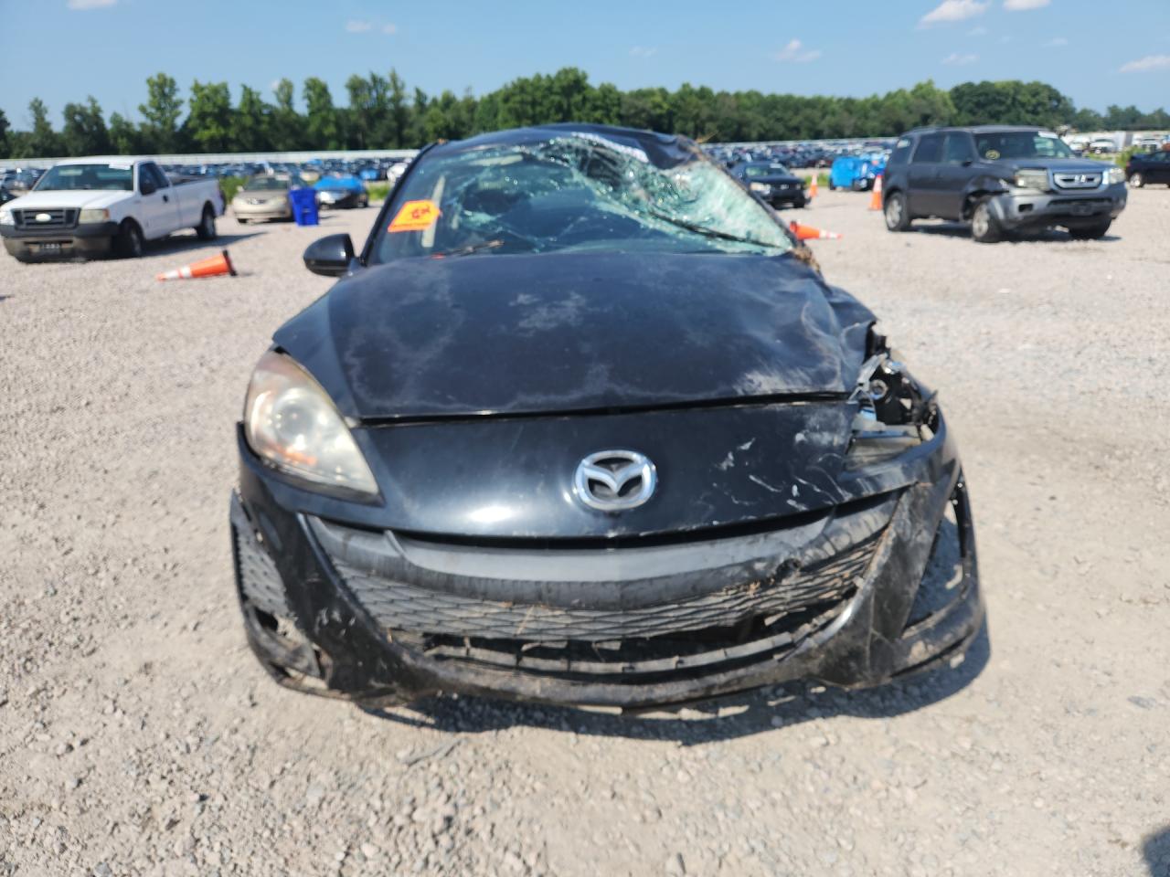 2011 Mazda 3 I Black vin: JM1BL1VF3B1496721