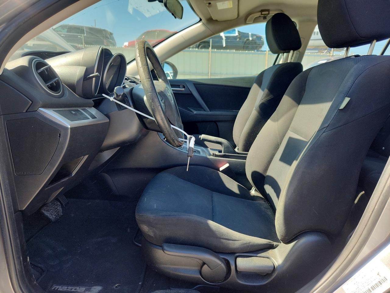 2011 Mazda 3 I Gray vin: JM1BL1VF4B1427312