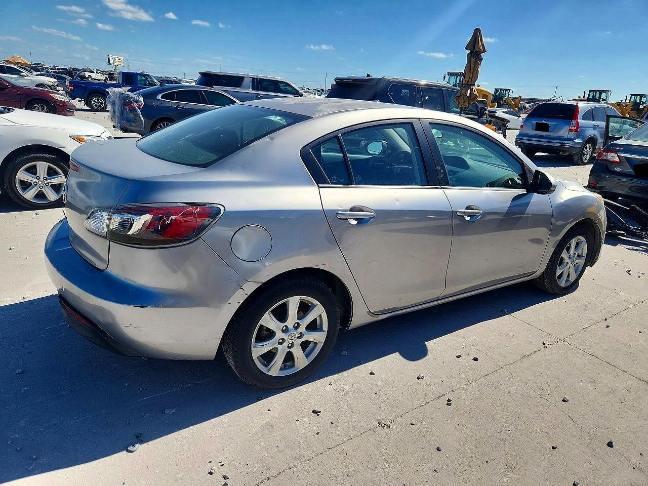 2011 Mazda 3 I Gray vin: JM1BL1VF4B1427312
