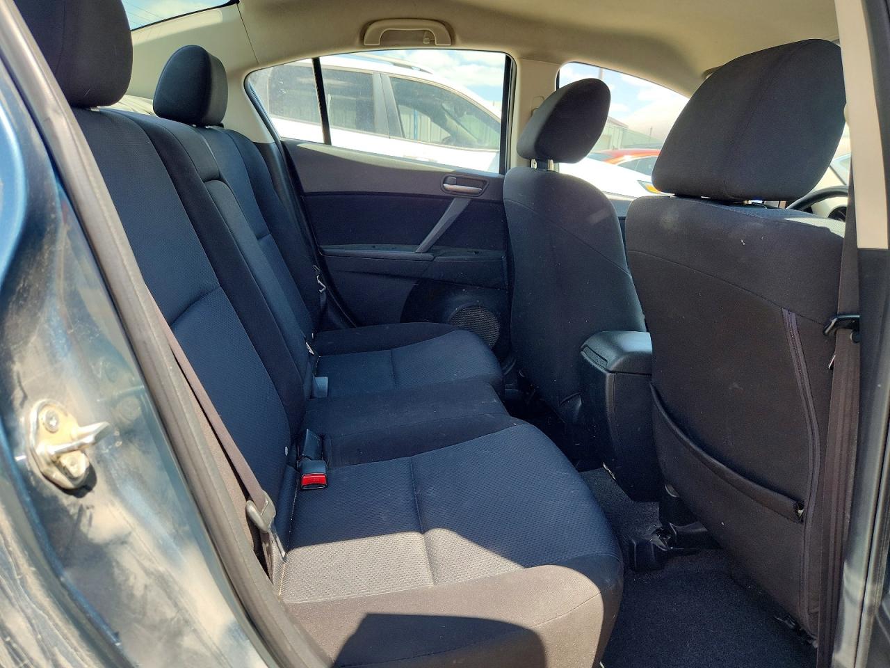 2011 Mazda 3 I Бирюзовый vin: JM1BL1VF5B1385409
