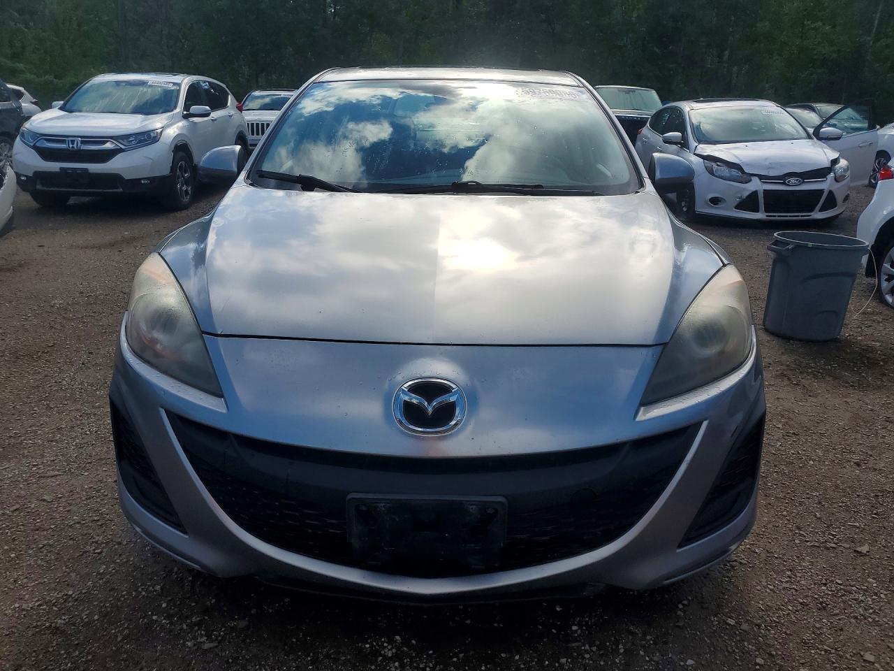 2011 Mazda 3 I Silver vin: JM1BL1VF5B1480164
