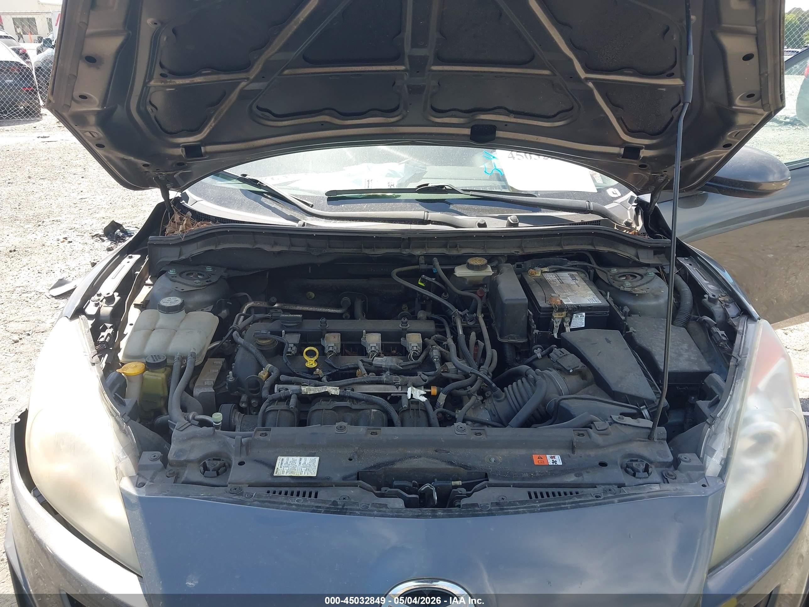 2011 Mazda Mazda3 I Touring Gray vin: JM1BL1VF6B1355755