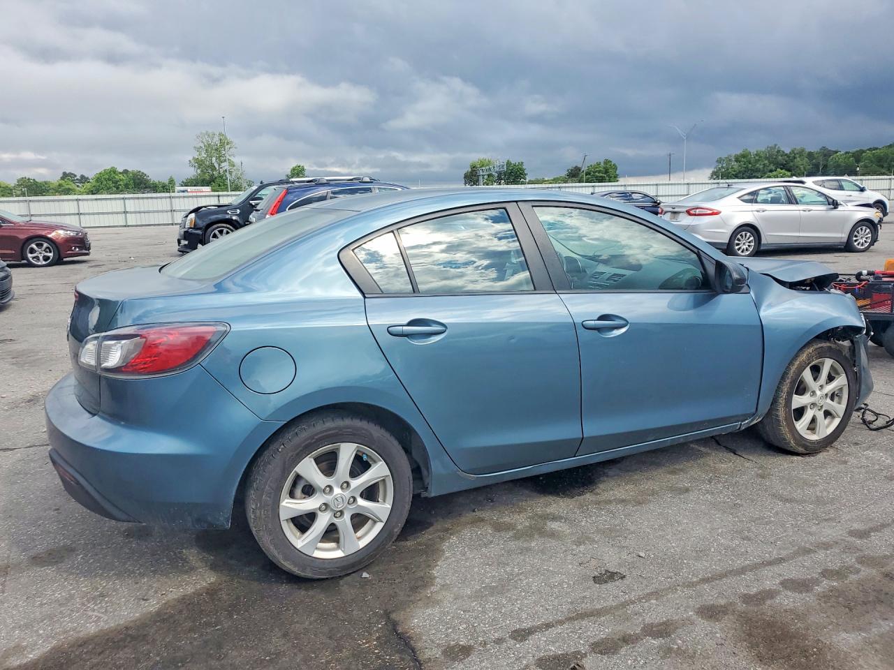 2011 Mazda Mazda3 Touring Blue vin: JM1BL1VF6B1363726