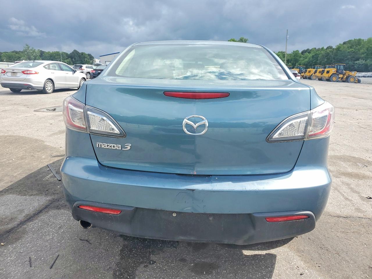 2011 Mazda Mazda3 Touring Blue vin: JM1BL1VF6B1363726