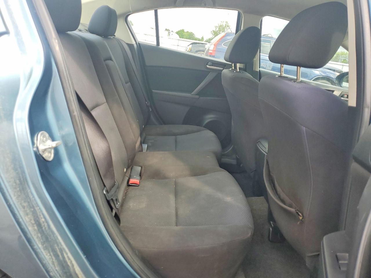 2011 Mazda Mazda3 Touring Blue vin: JM1BL1VF6B1363726