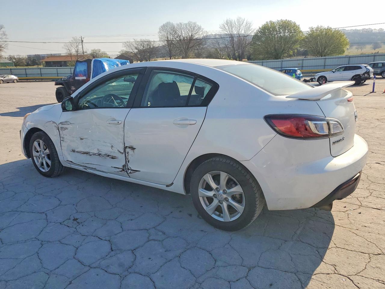 2011 Mazda 3 I White vin: JM1BL1VF6B1381059