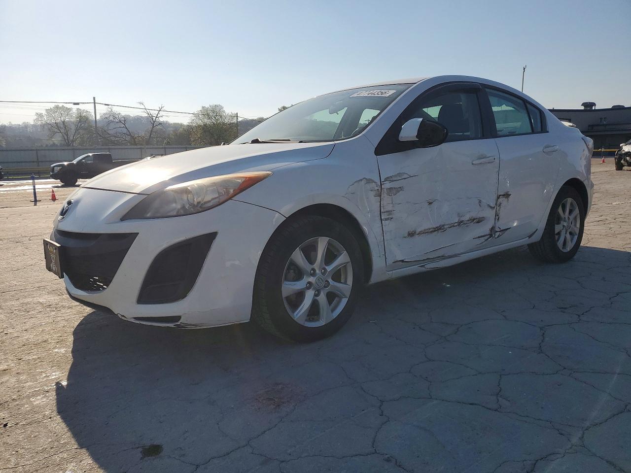 2011 Mazda 3 I White vin: JM1BL1VF6B1381059