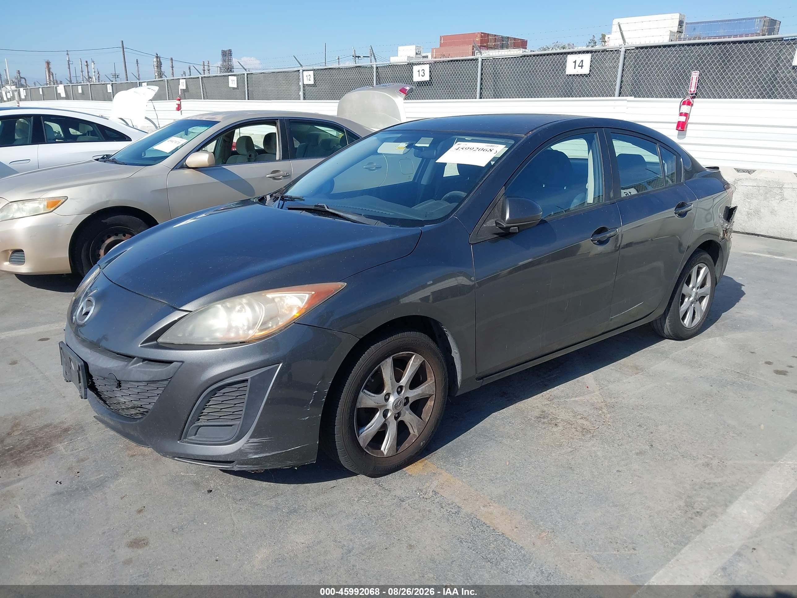 2011 Mazda Mazda3 I Touring Gray vin: JM1BL1VF7B1359880