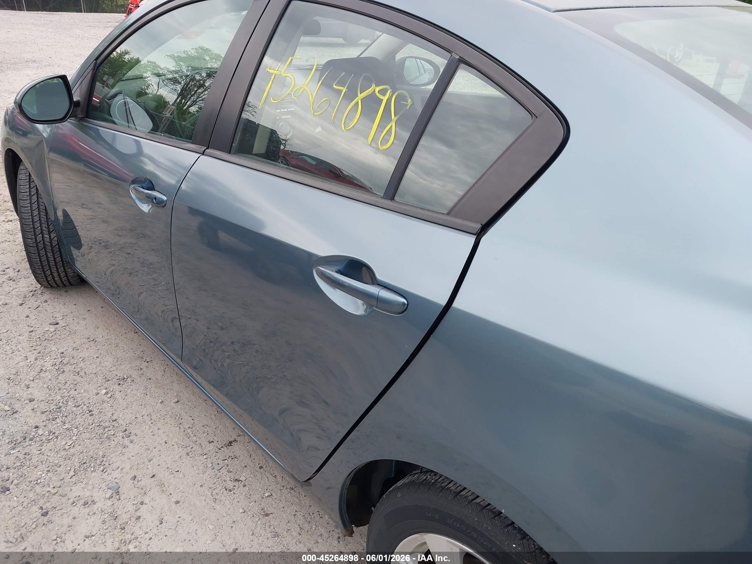 2011 Mazda Mazda3 I Touring Blue vin: JM1BL1VF7B1419611