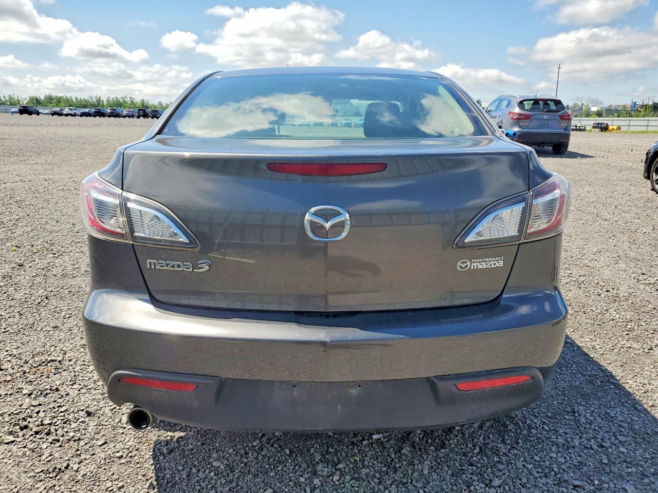 2011 Mazda 3 I Gray vin: JM1BL1VF7B1427420