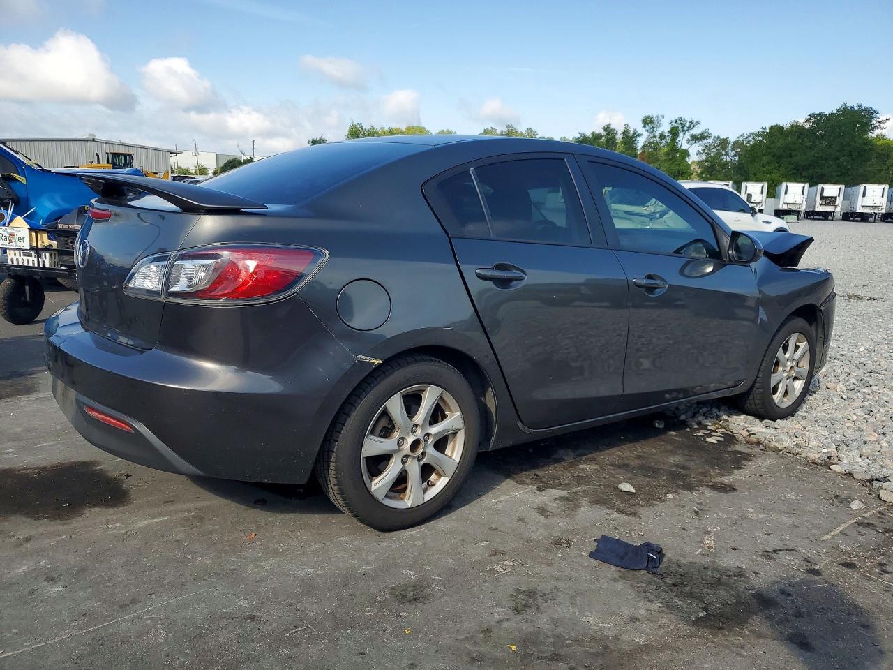 2011 Mazda 3 I Gray vin: JM1BL1VF7B1442810