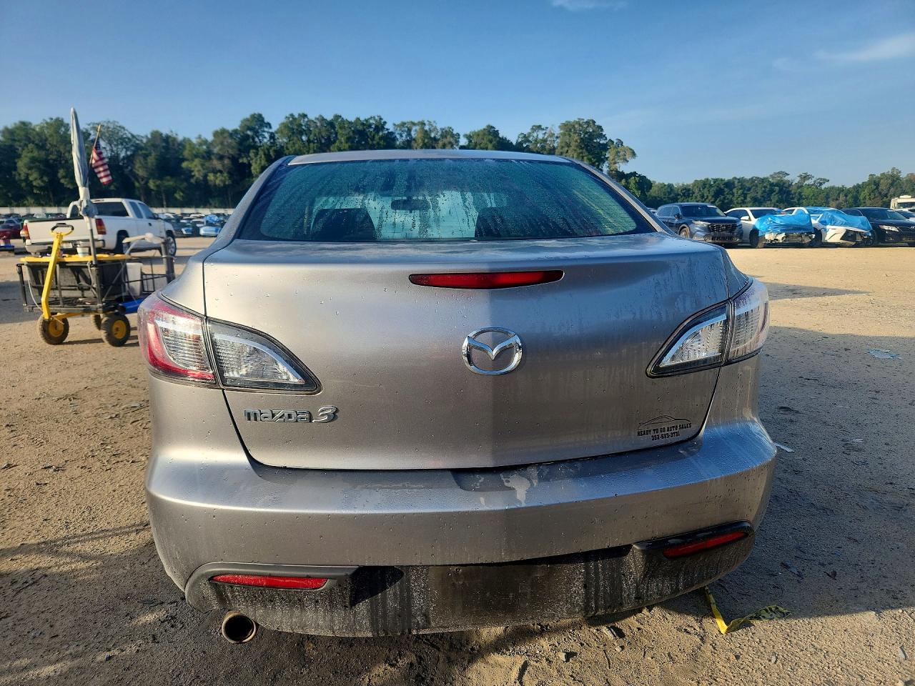 2011 Mazda 3 I Silver vin: JM1BL1VF7B1497340