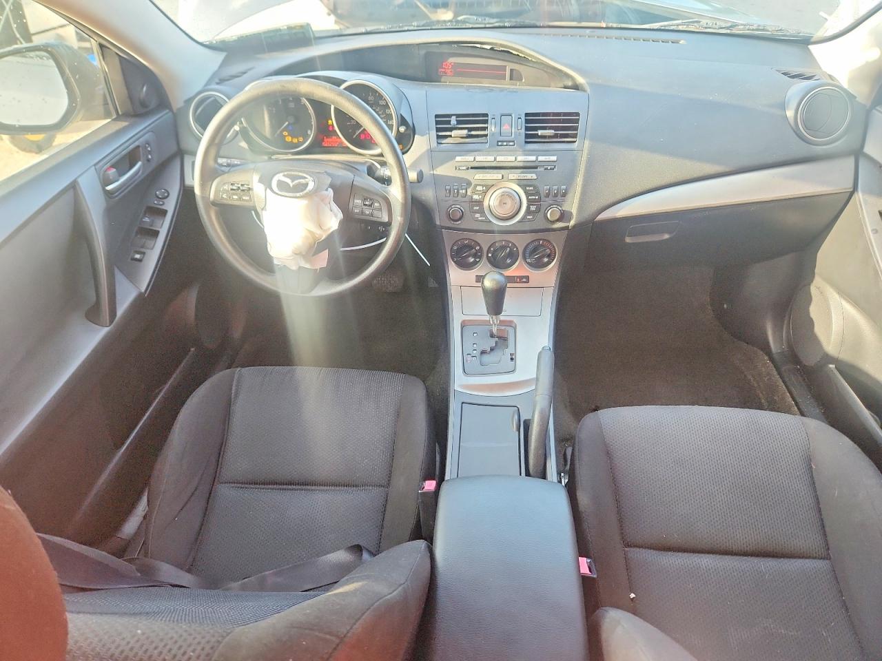 2011 Mazda 3 I Silver vin: JM1BL1VF7B1497340