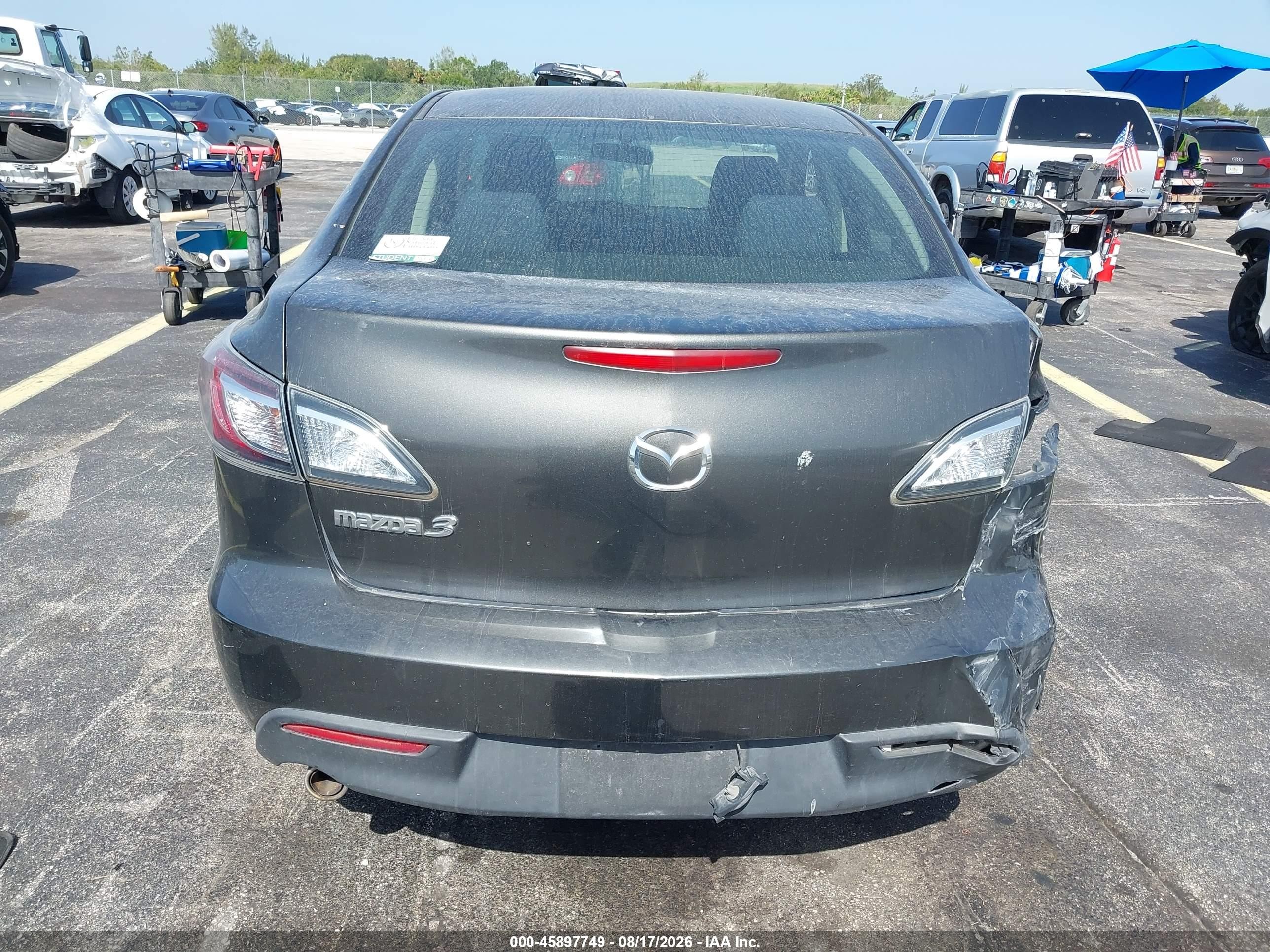 2011 Mazda Mazda3 I Touring Серый vin: JM1BL1VF8B1362125