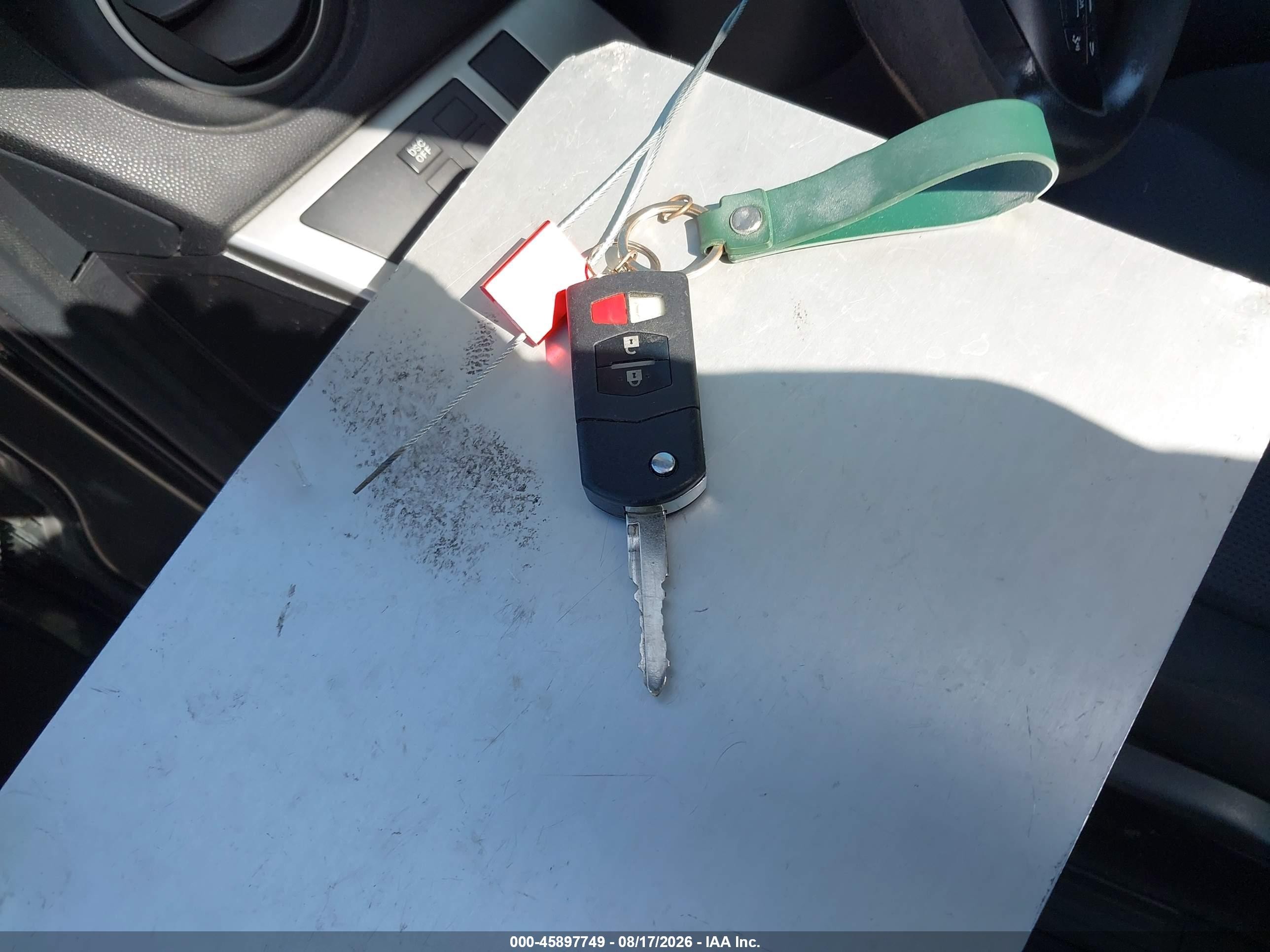 2011 Mazda Mazda3 I Touring Серый vin: JM1BL1VF8B1362125
