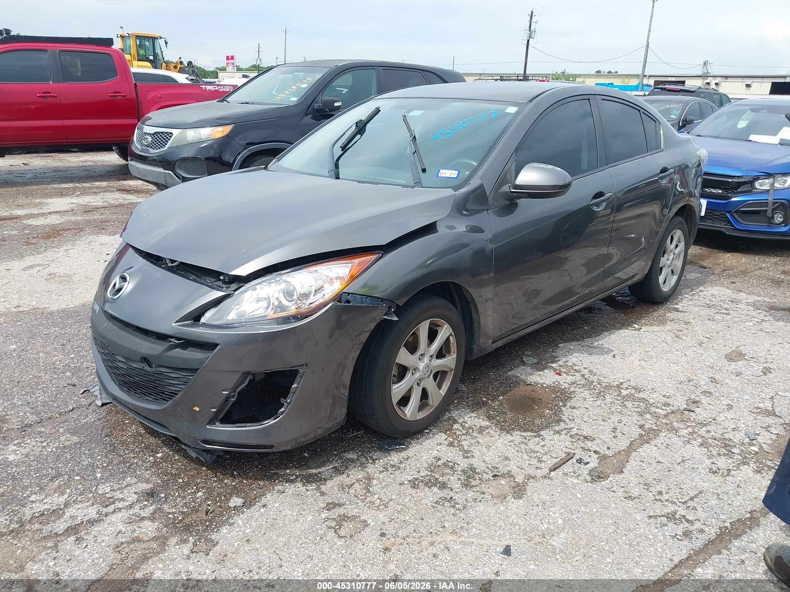 2011 Mazda Mazda3 I Touring Gray vin: JM1BL1VF8B1384674