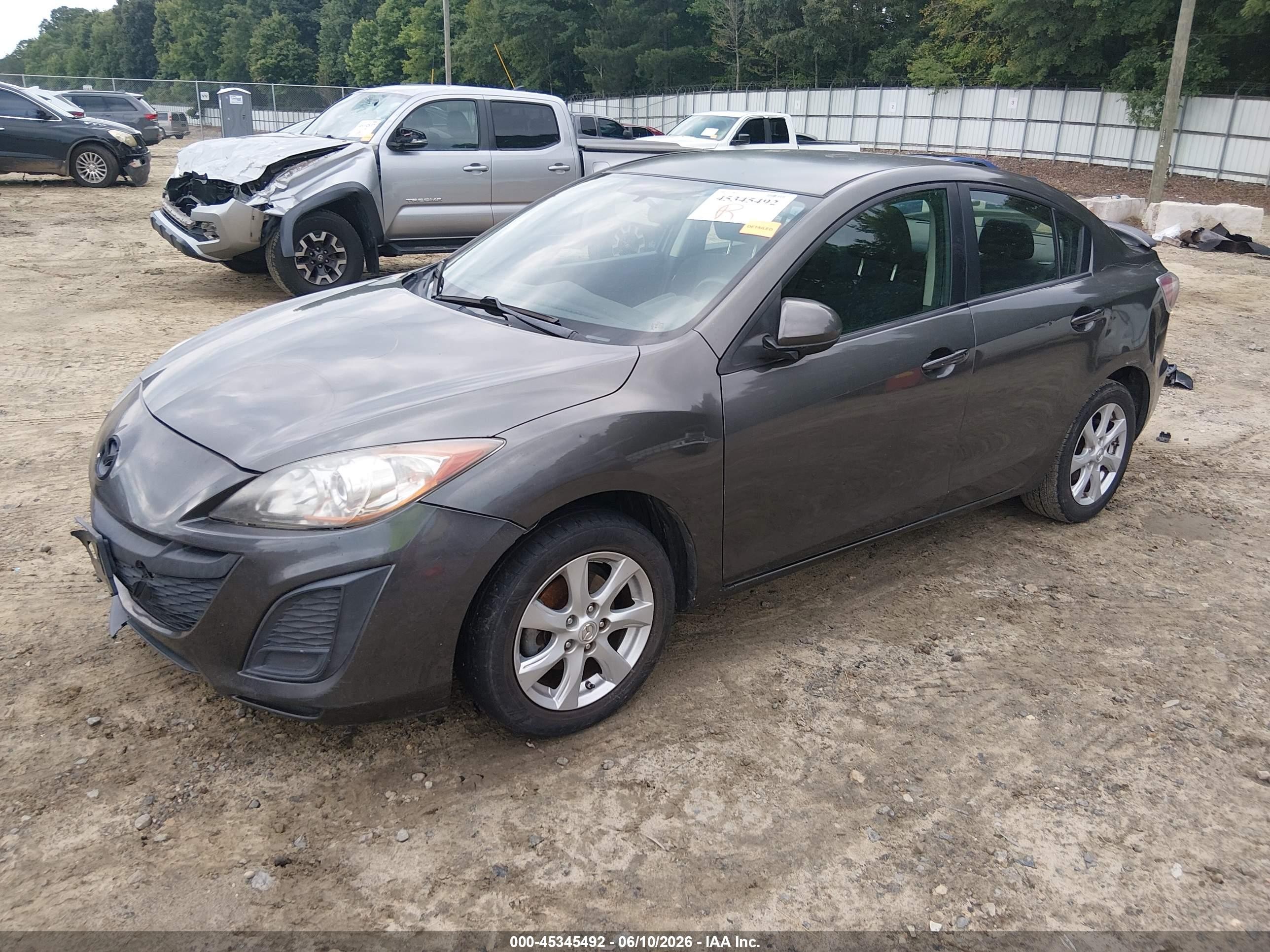 2011 Mazda Mazda3 I Touring Gray vin: JM1BL1VF8B1426535
