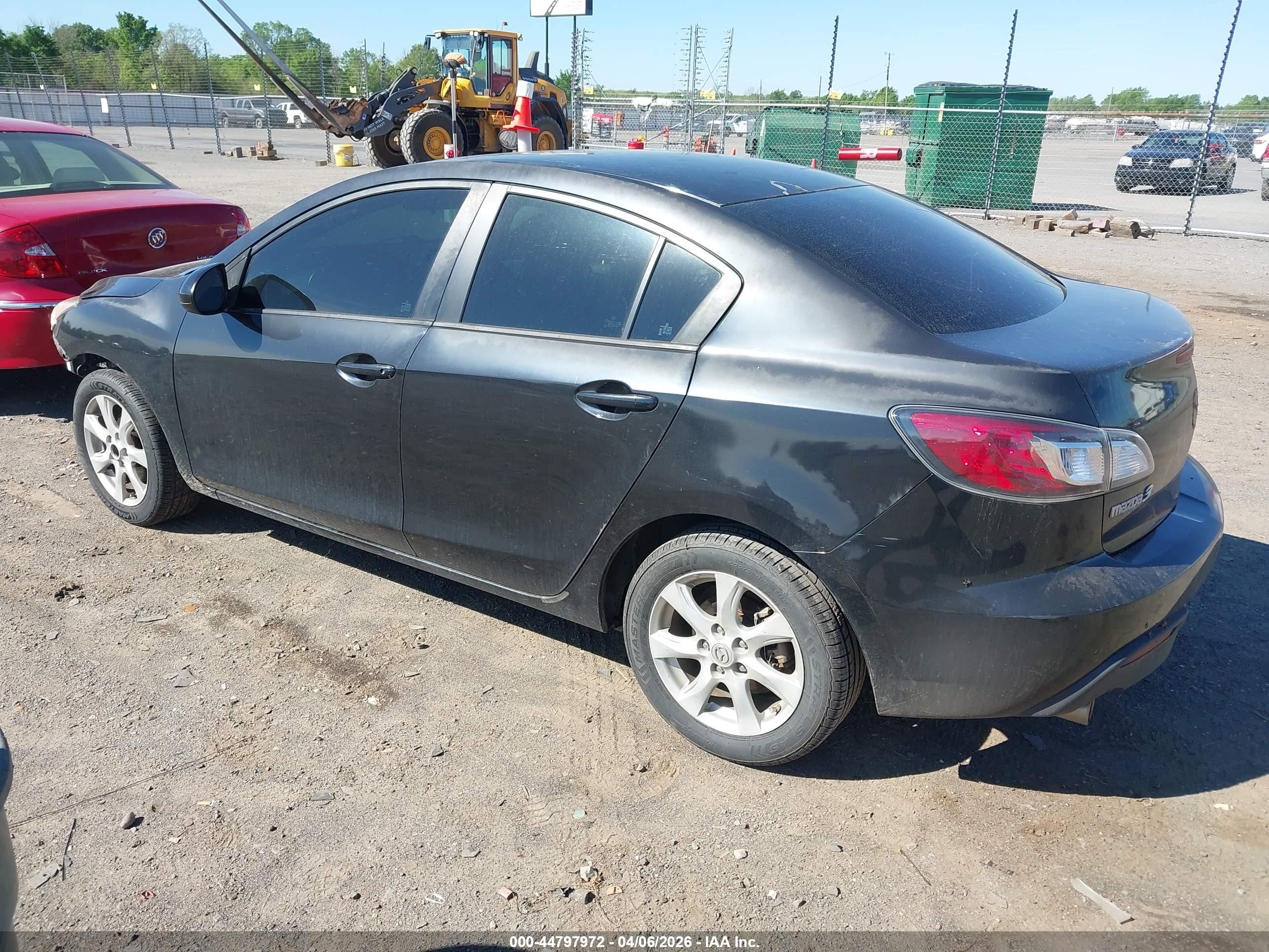 2011 Mazda Mazda3 I Touring Черный vin: JM1BL1VF8B1471295